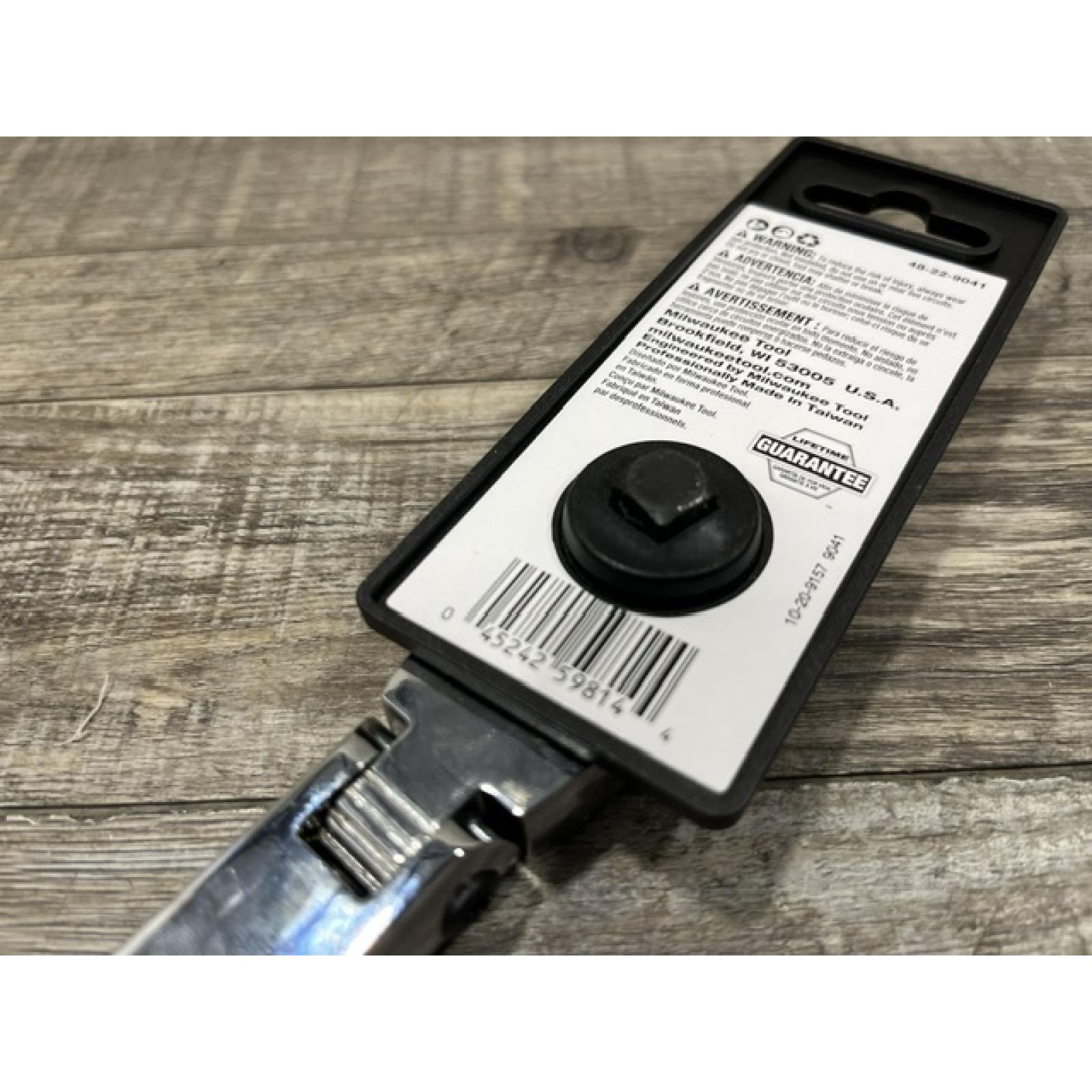 NEW - Milwaukee Tool 3/8  Drive 12  Flex Head Ratchet
