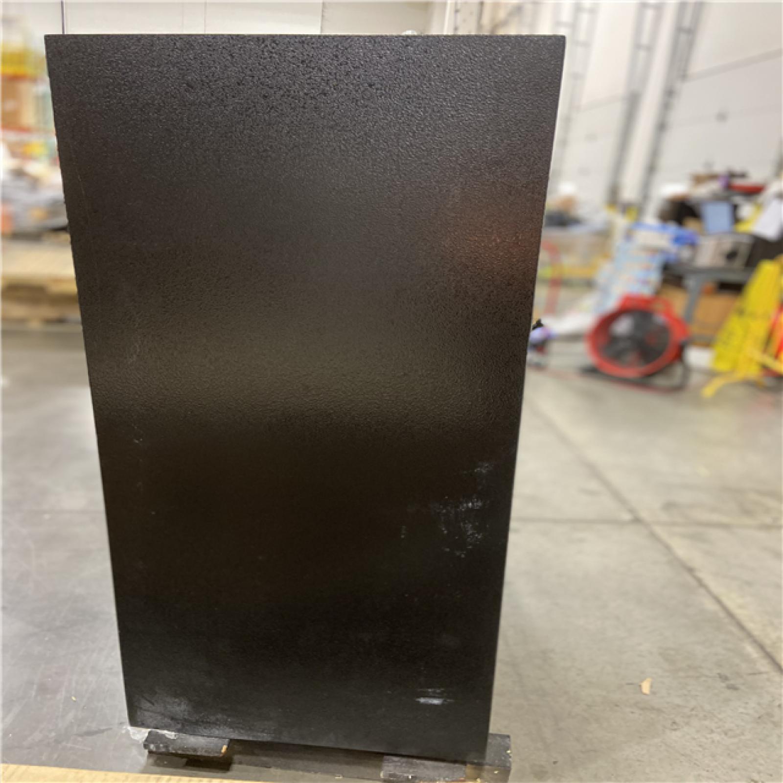 DALLAS LOCATION - STACK-ON Siege 72-Gun Fireproof with Electronic Lock Gun Safe, Black