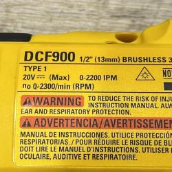 AS-IS DEWALT 20V MAX Lithium-Ion Cordless 1/2 in. Impact Wrench Kit