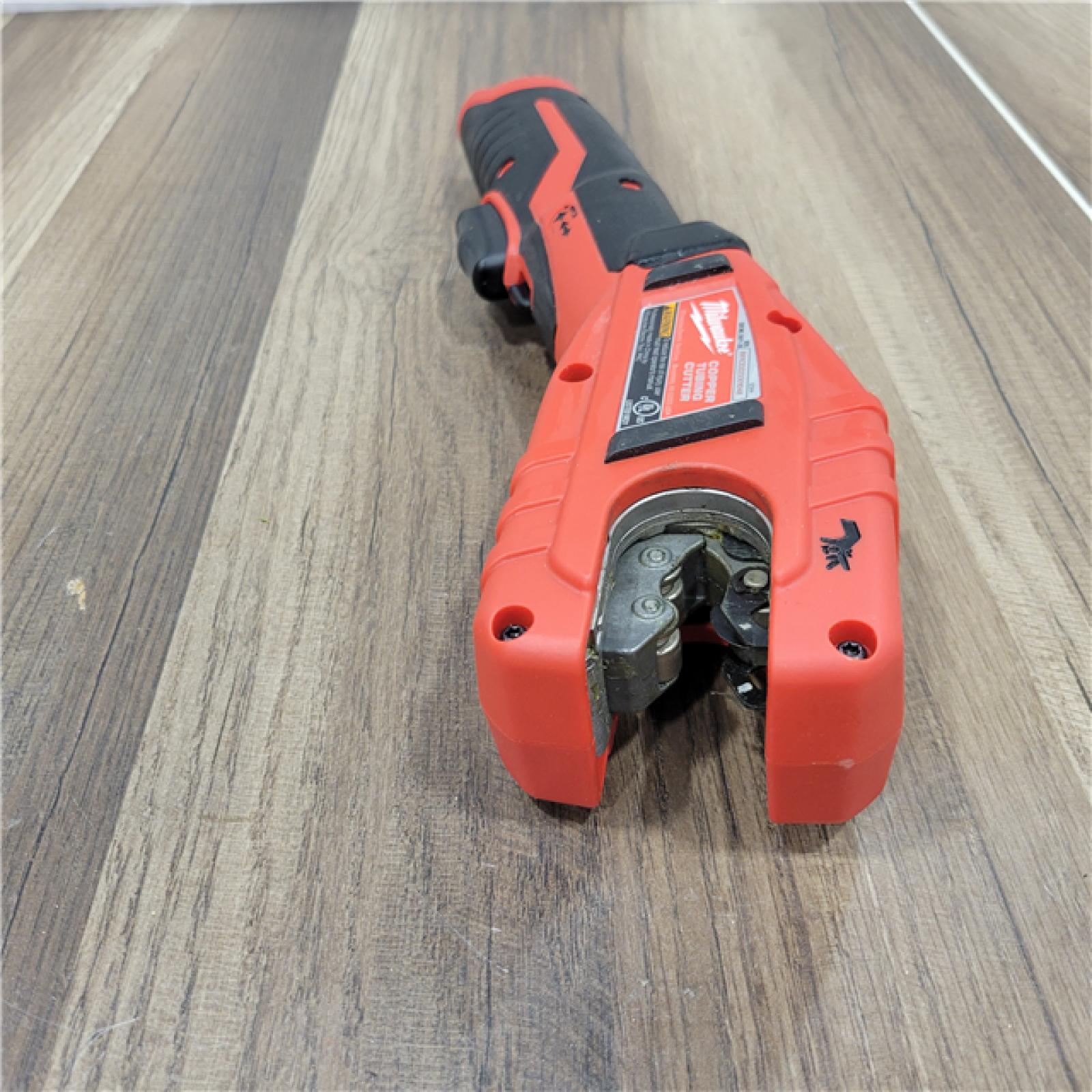 AS-IS  Milwaukee M12 12V Lithium-Ion Cordless Copper Tubing Cutter (Tool-Only)