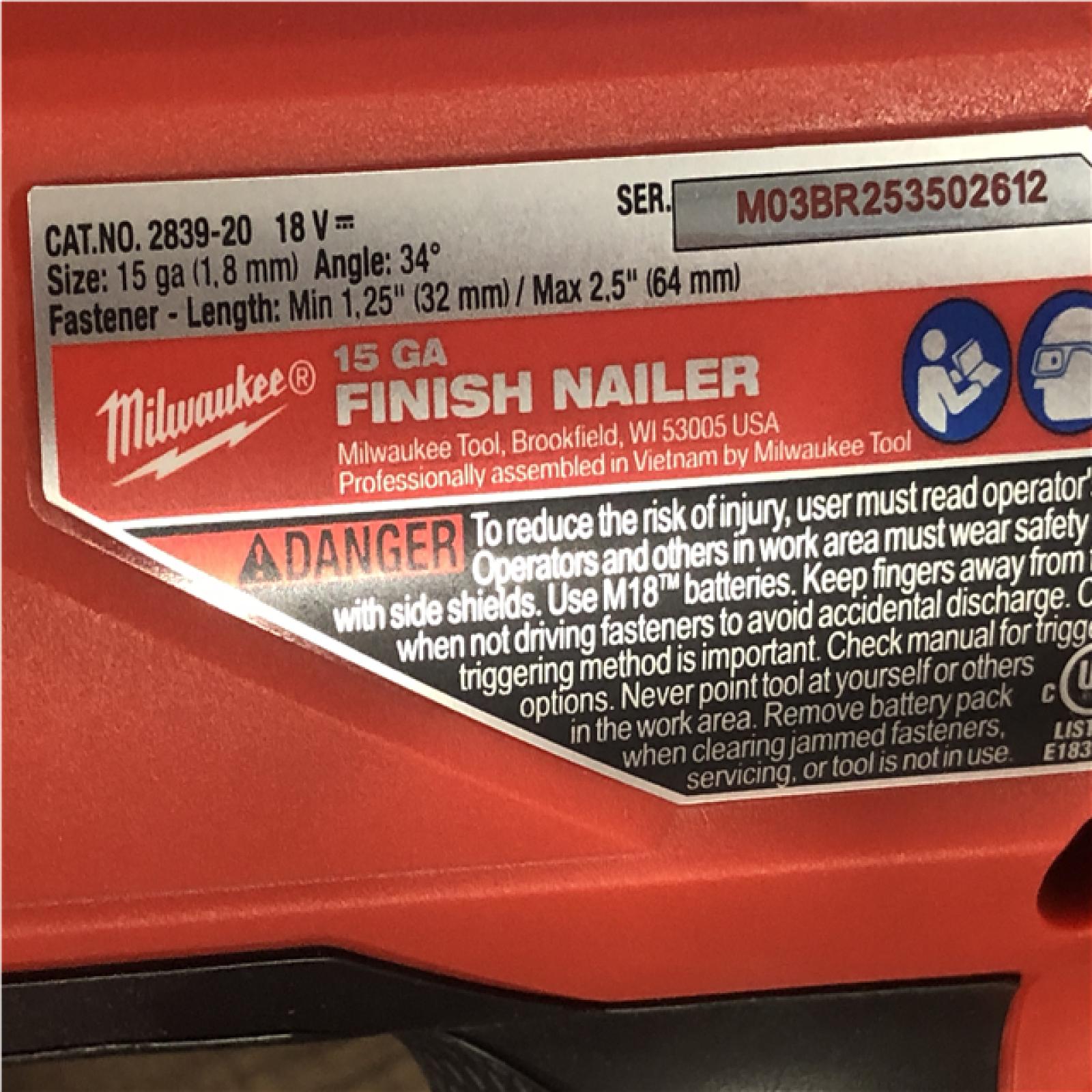 AS-IS Milwaukee FUEL 18V Lithium-Ion Brushless Cordless Gen II 15-Gauge Angled Nailer (Tool-Only)