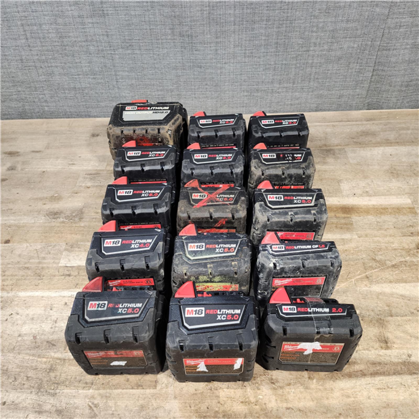 HOUSTON LOCATION - AS-IS MILWAUKEE BATTERY PACK QTY - 15