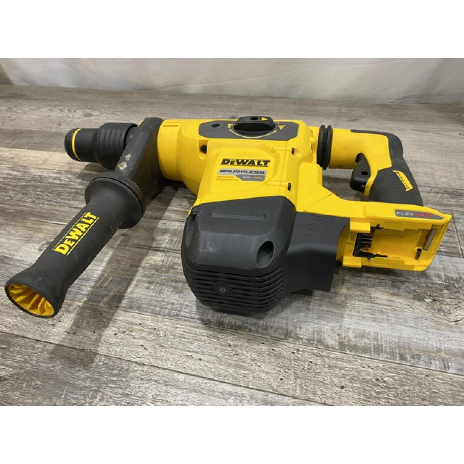AS-IS DEWALT FLEXVOLT 60V MAX Cordless Brushless 1-9/16 in. SDS MAX Combination Rotary Hammer (Tool Only)