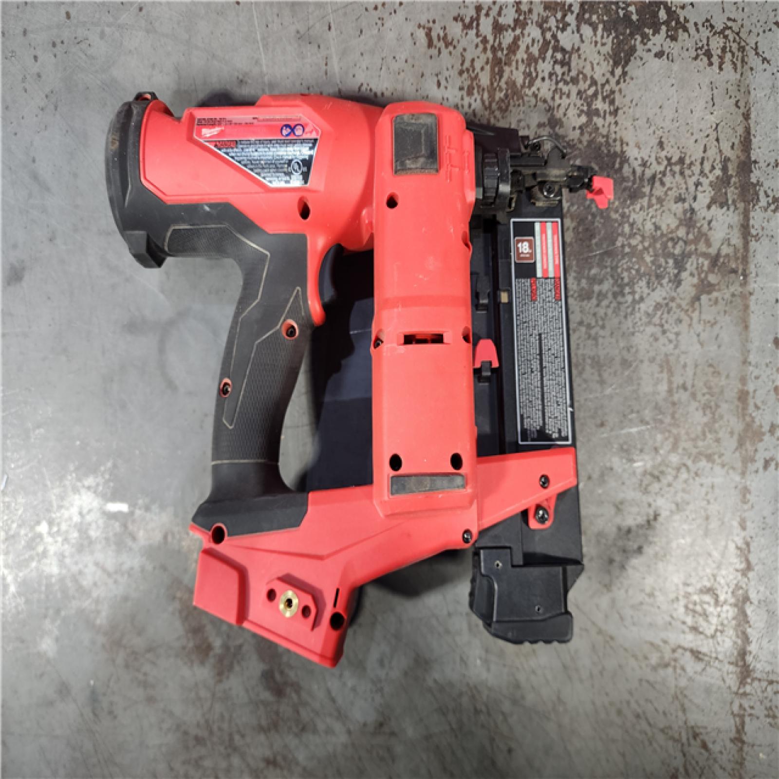 HOUSTON LOCATION - AS-IS Milwaukee M18 Fuel 18V Brushless 18-Gauge Brad Nailer 2746-20 (Bare Tool)
