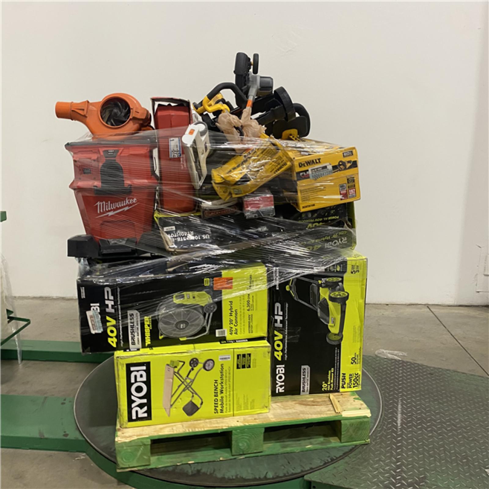 Dallas Location - As-Is Tool Pallet