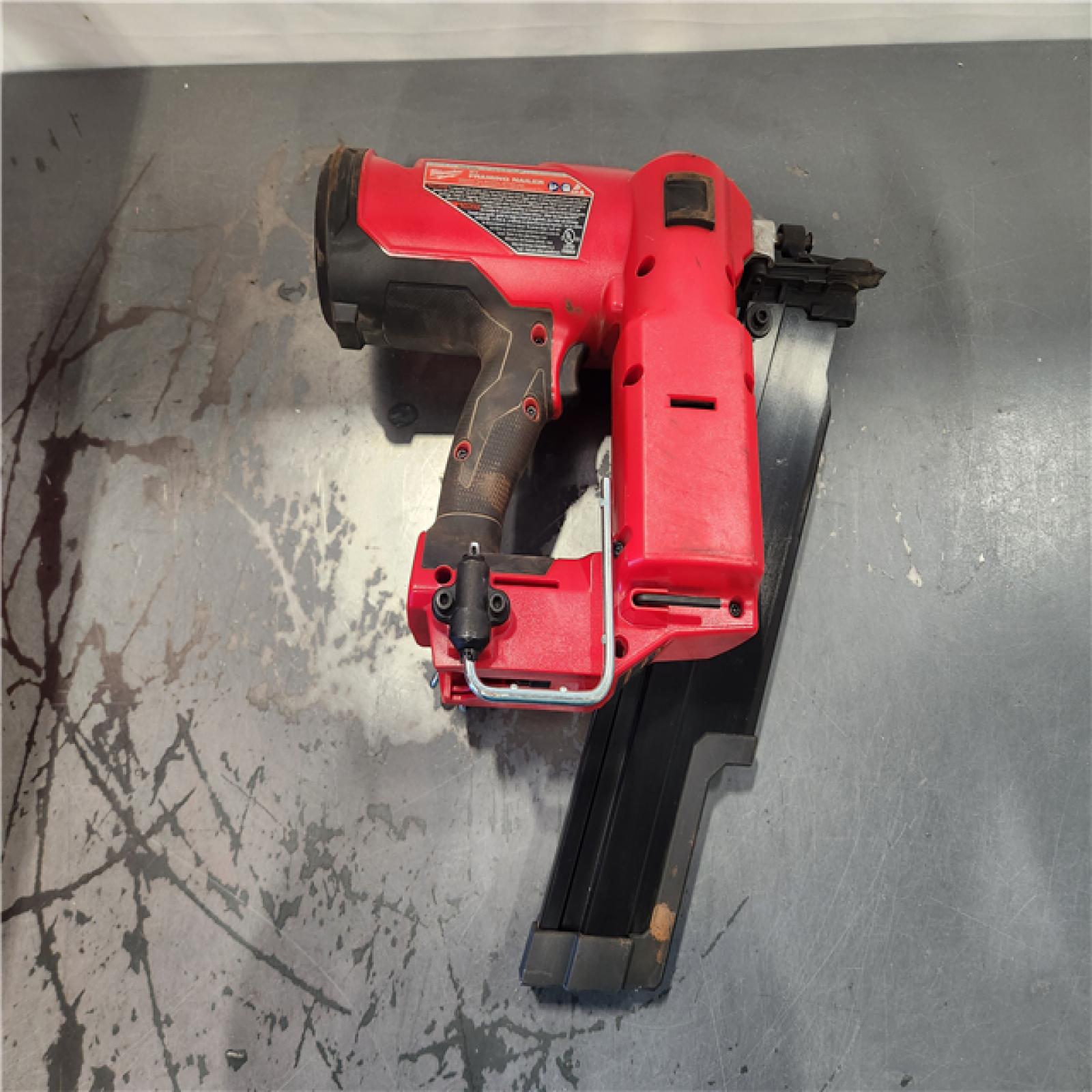 AS-IS Milwaukee 2744-20 M18 FUEL 21-Degree Cordless Framing Nailer (Tool Only)