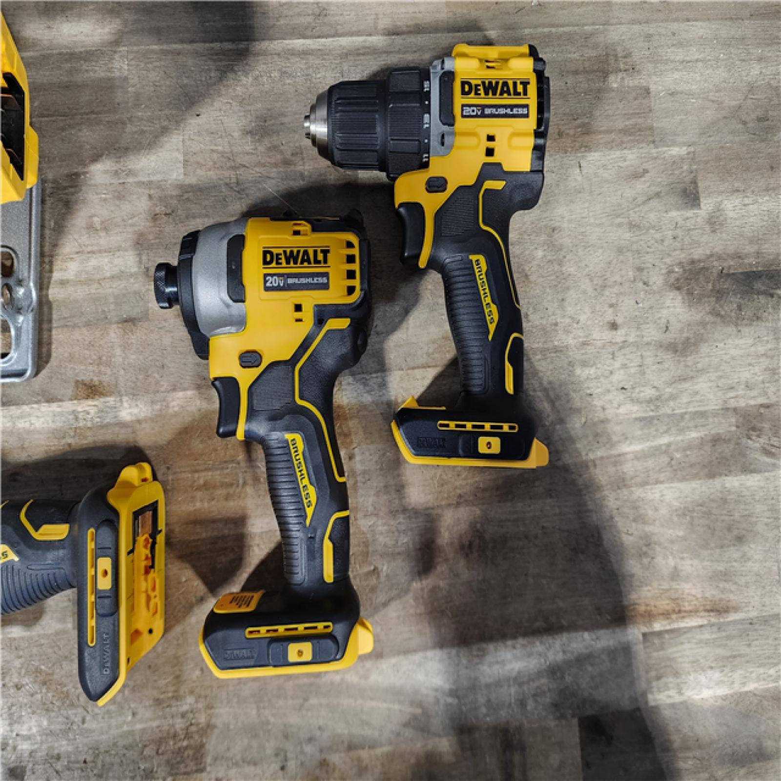 HOUSTON LOCATION - AS-IS DEWALT 4 TOOL COMBO KIT W/ (2) BATTERY & CHARGER