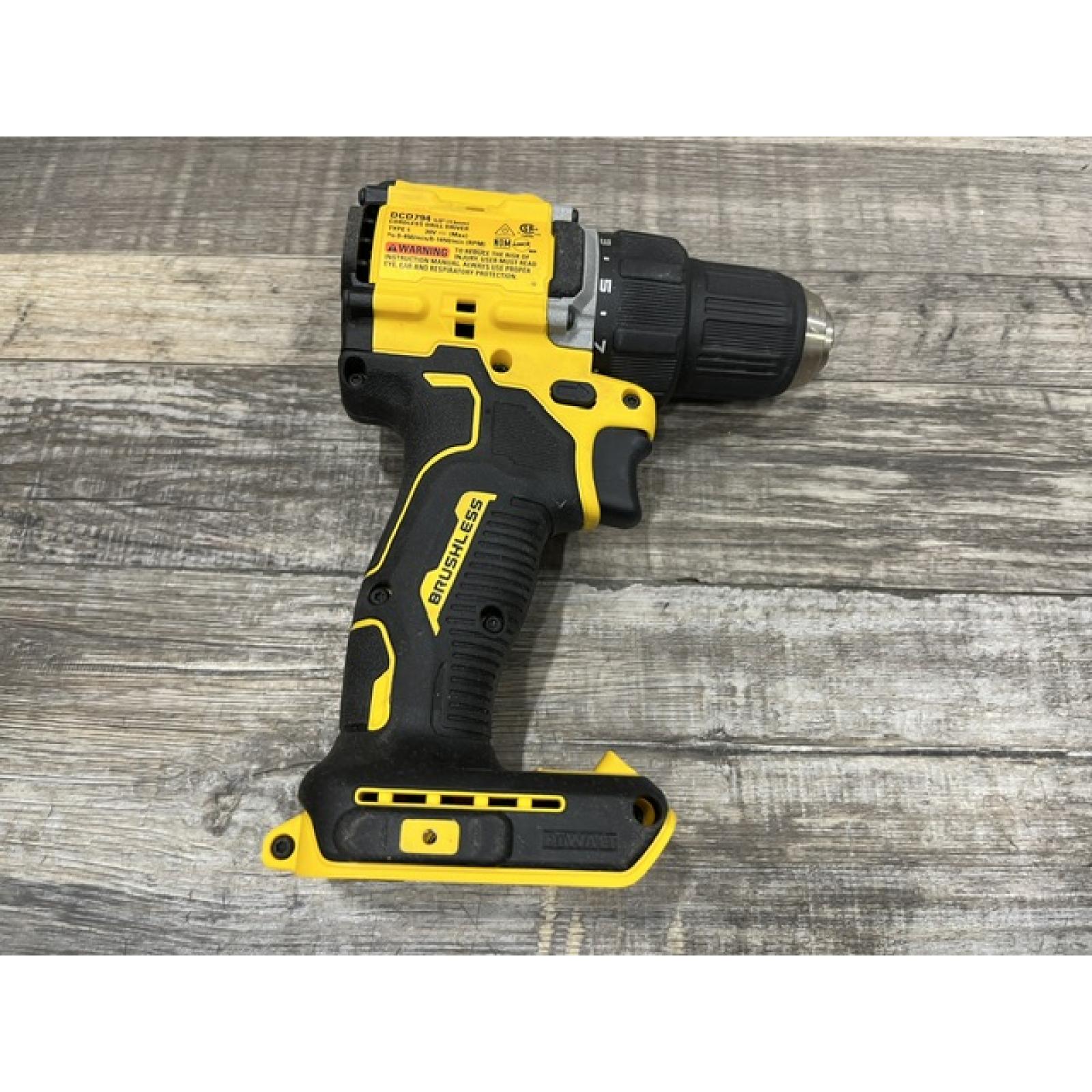AS-IS DEWALT Atomic 20V Lithium-Ion Cordless Compact 1/2 in. Drill/Driver Kit