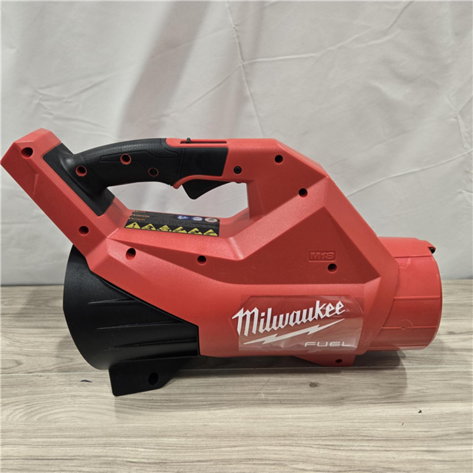 Milwaukee M18 FUEL 18V Cordless Handheld Blower (Tool-Only)