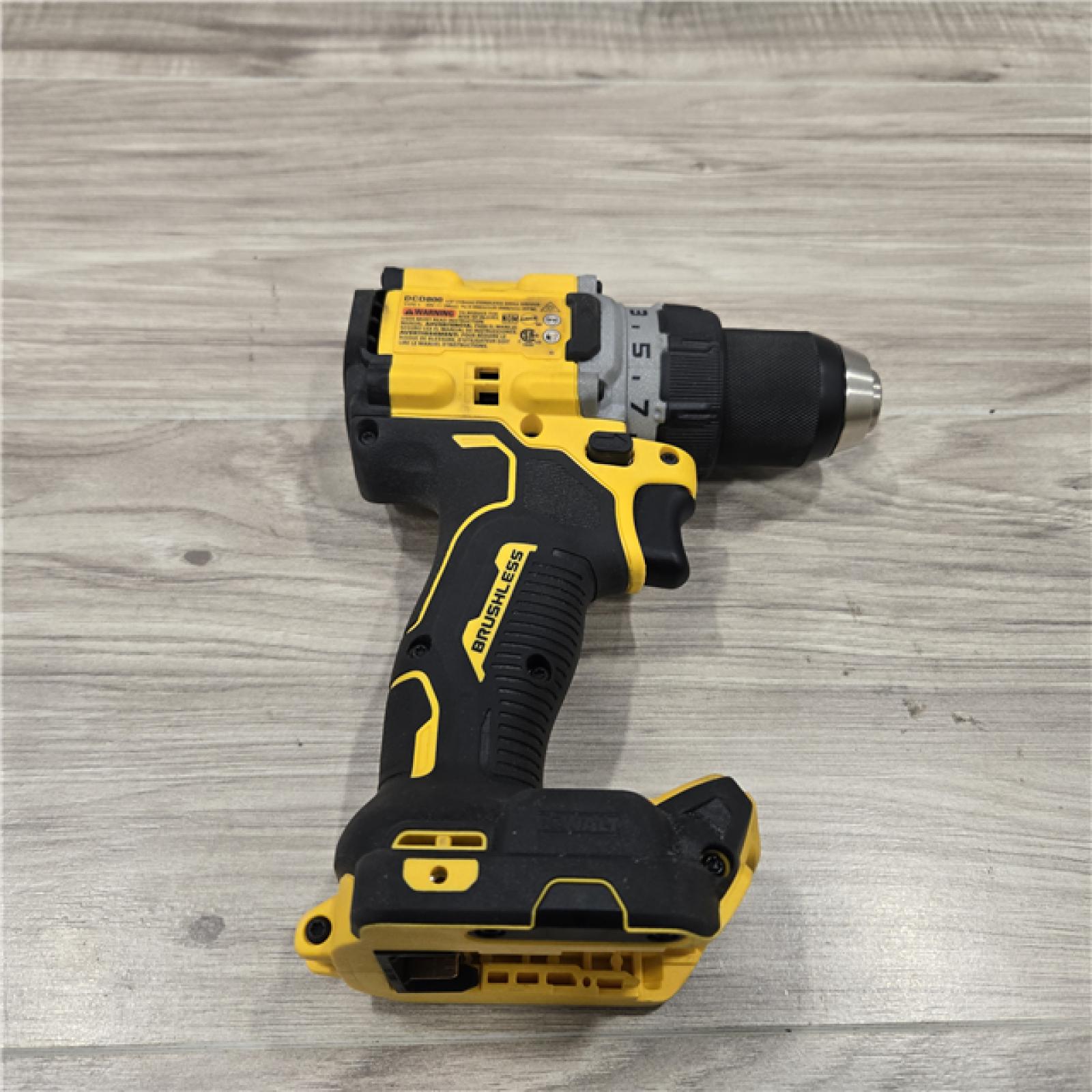 AS-IS DEWALT 20V MAX XR Brushless Cordless 1/2 Drill/Driver Kit
