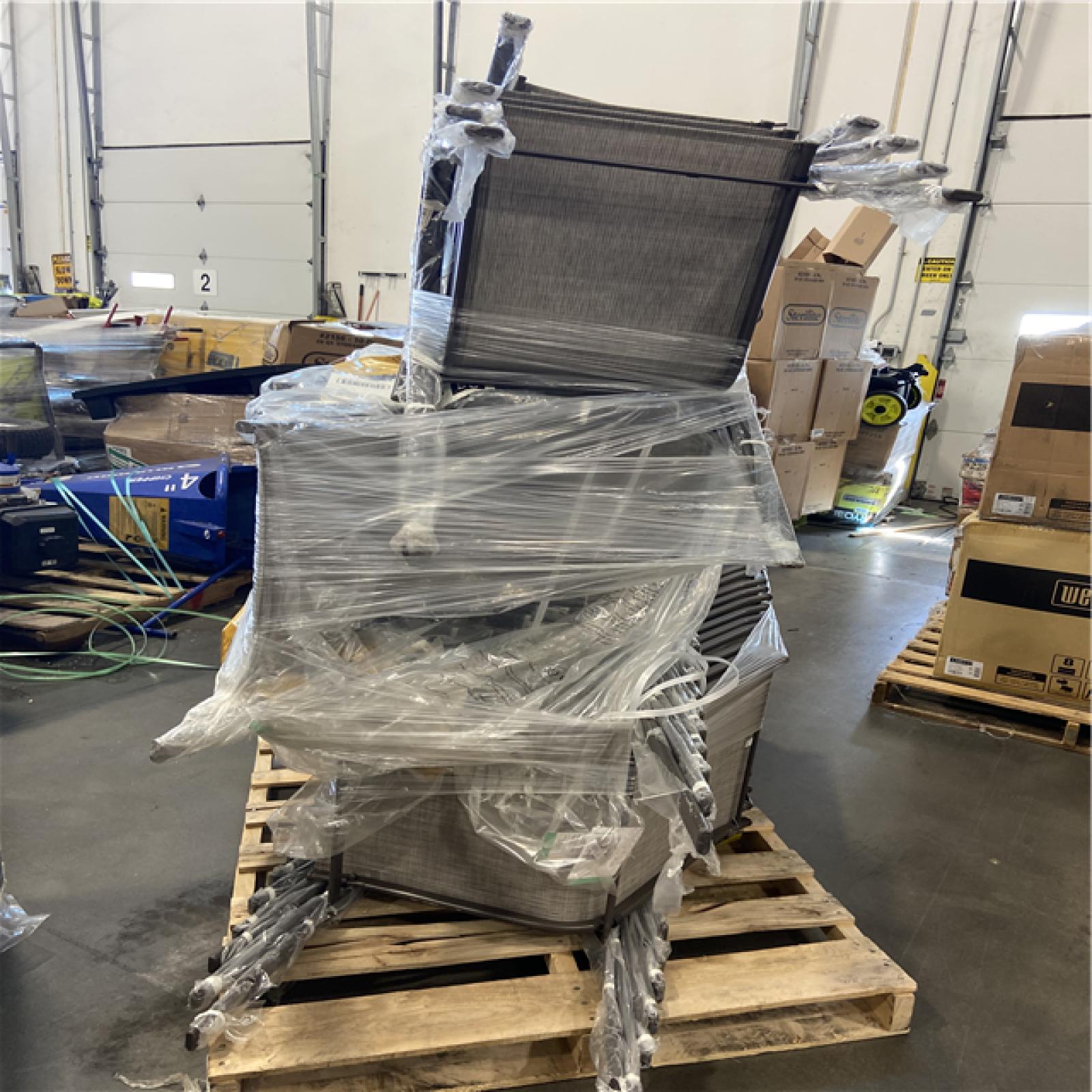 DALLAS LOCATION - STACKING SLING CHAIR RIVERBED (21 UNITS)