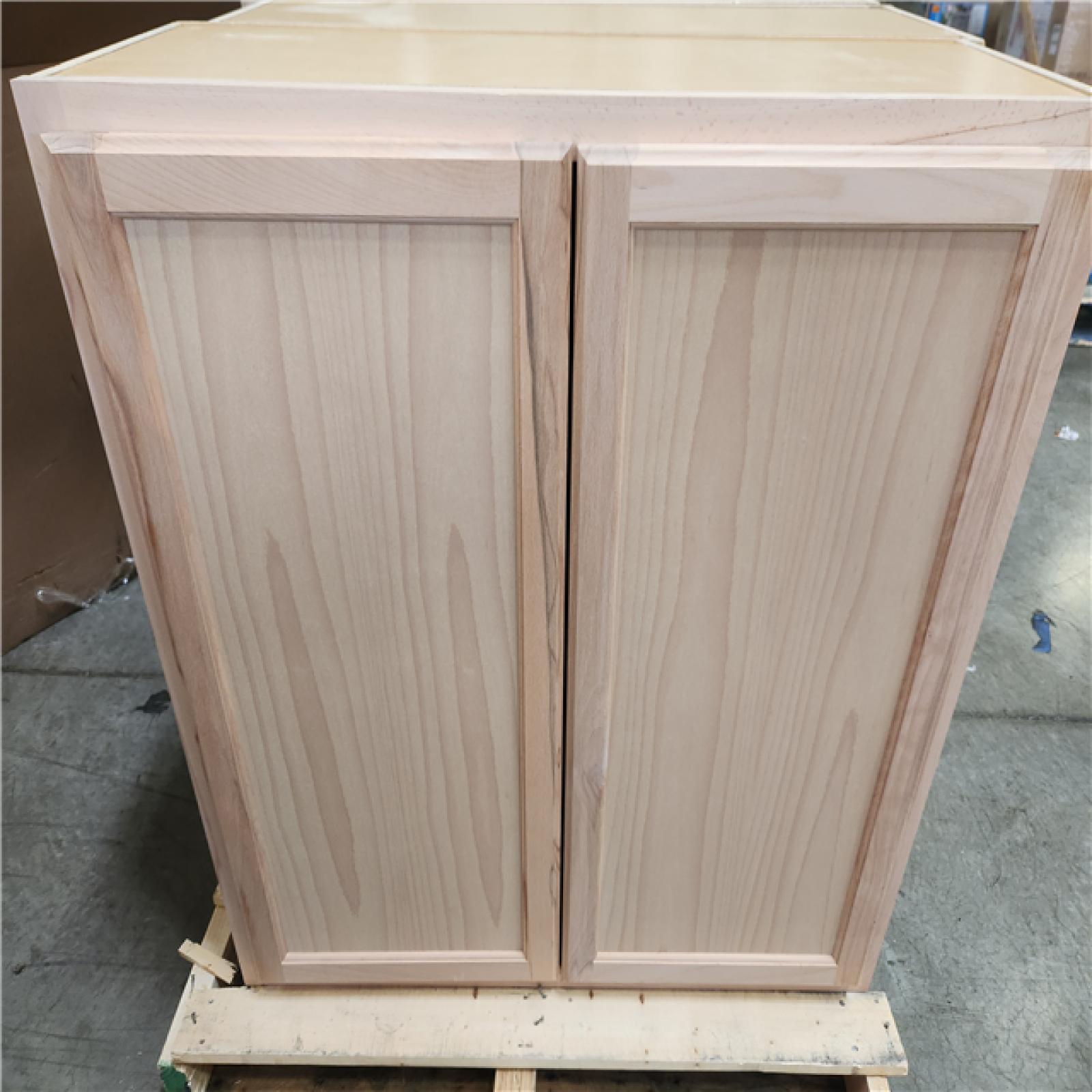 Phoenix AS-IS Mixed Hampton Bay Assembled Kitchen Cabinet Pallet (4-Cabinets)