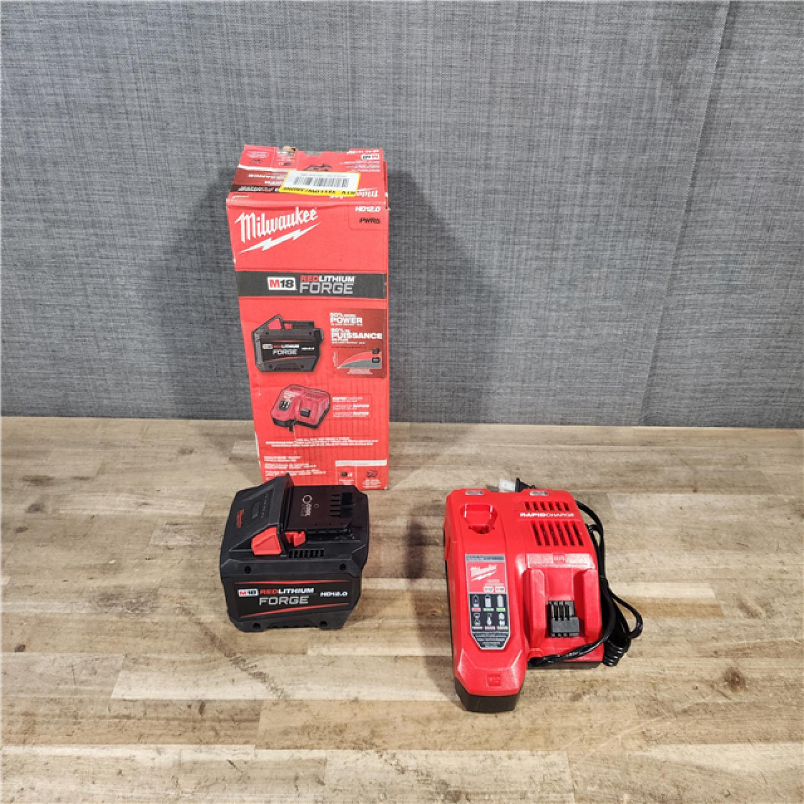 HOUSTON LOCATION - AS-IS Milwaukee 18-Volt Lithium-Ion REDLITHIUM FORGE Starter Kit