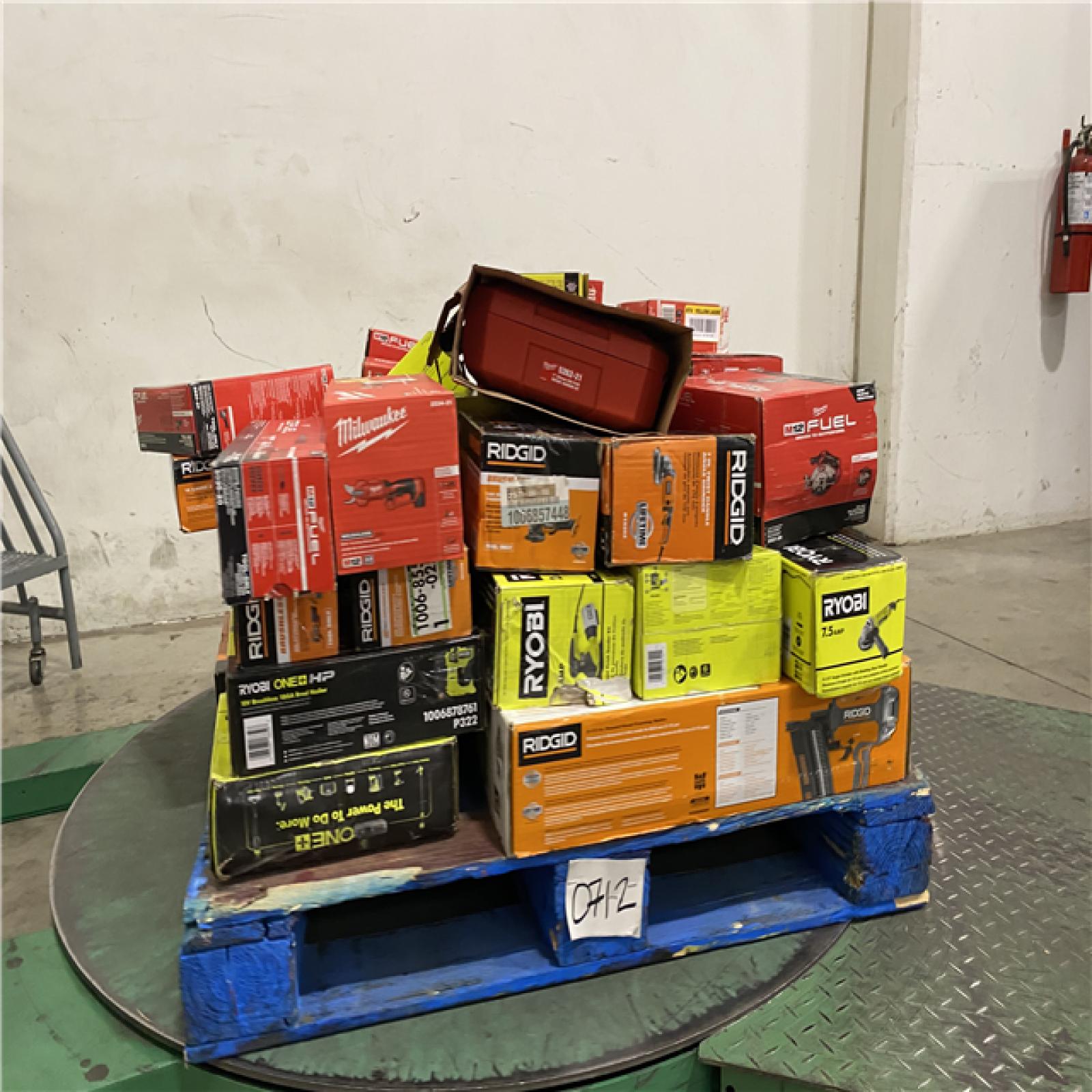 DALLAS LOCATION -AS-IS TOOL PALLET