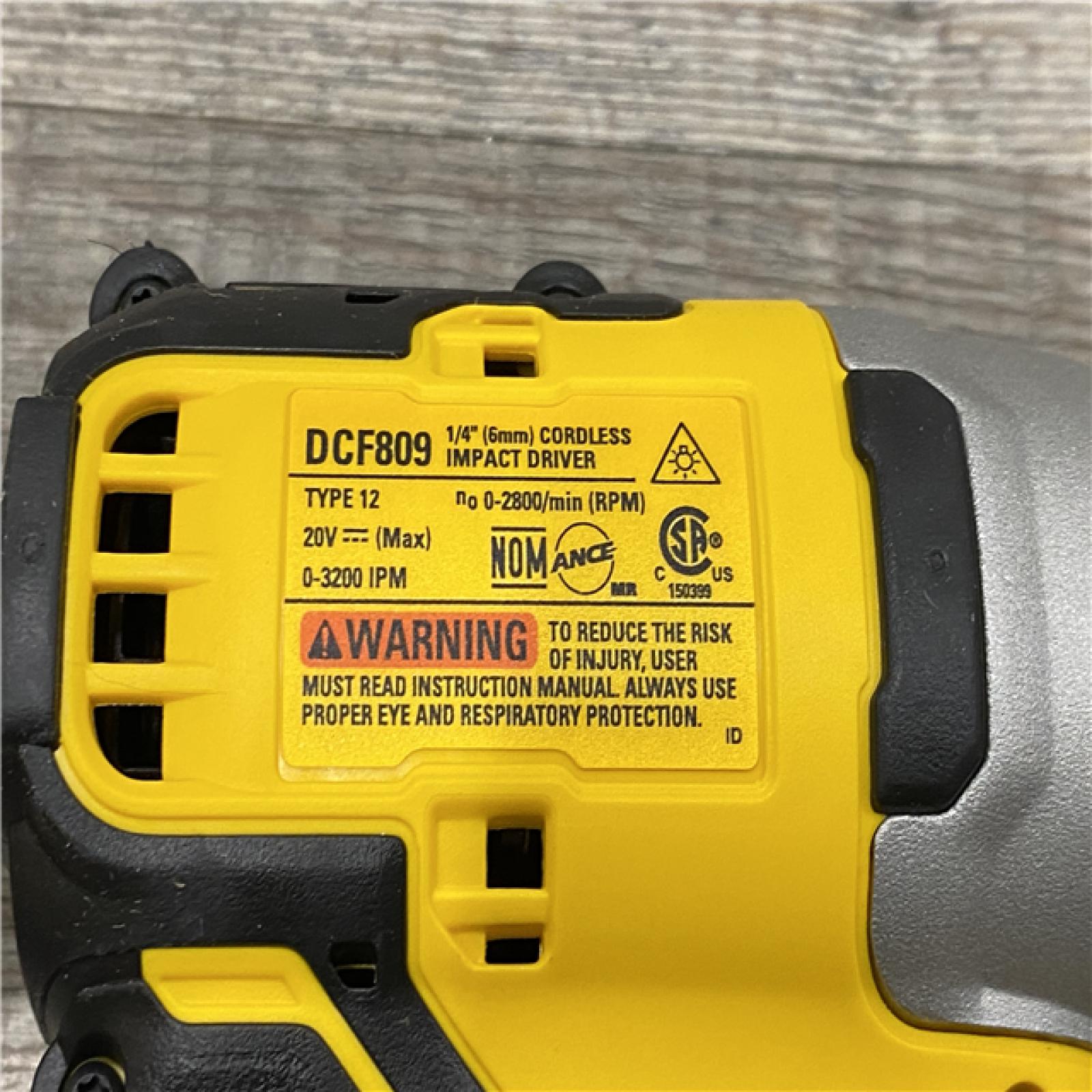 AS-IS DEWALT ATOMIC 20-Volt MAX Lithium-Ion Cordless Combo (2-Tool) Kit