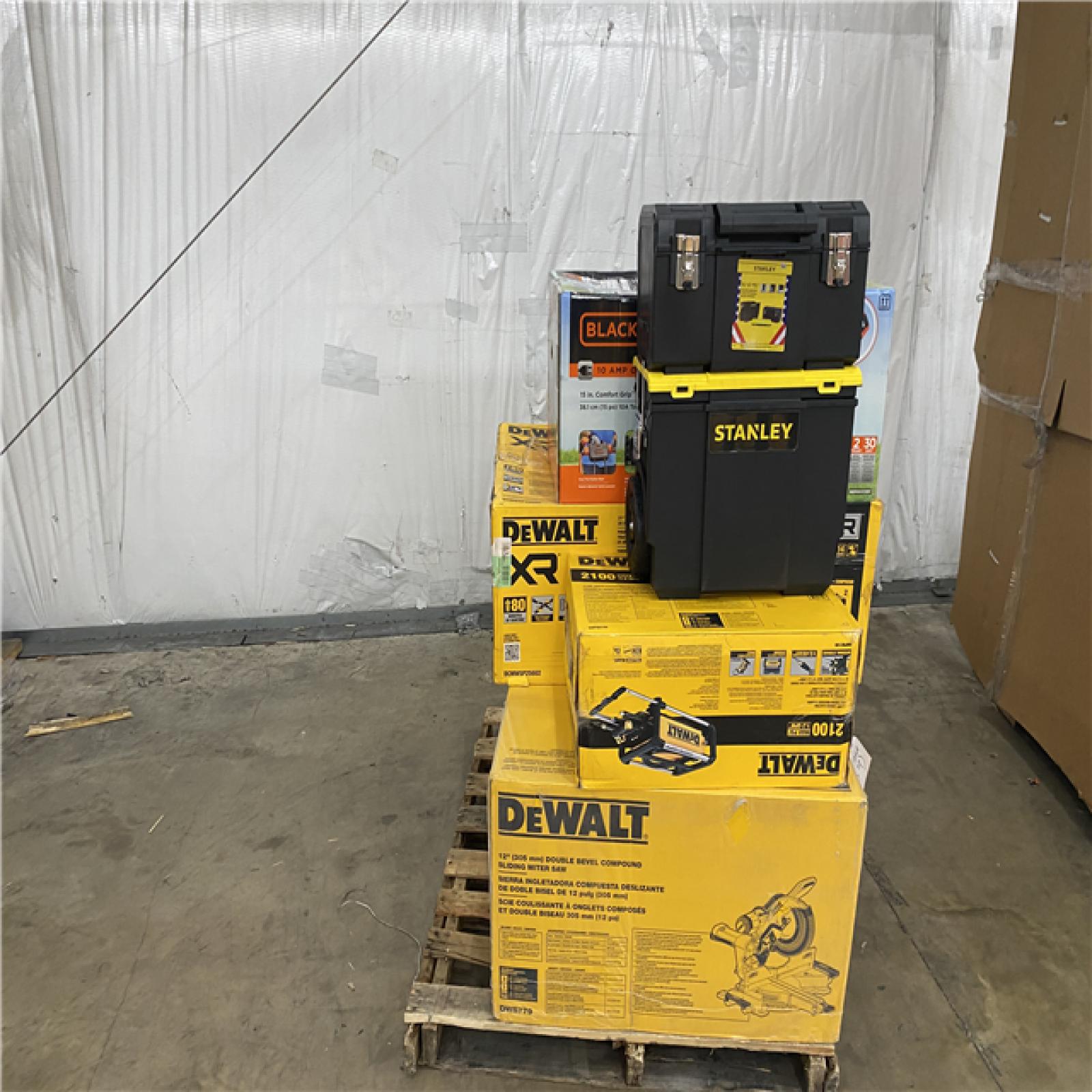 Houston Location AS IS - Tool Pallet