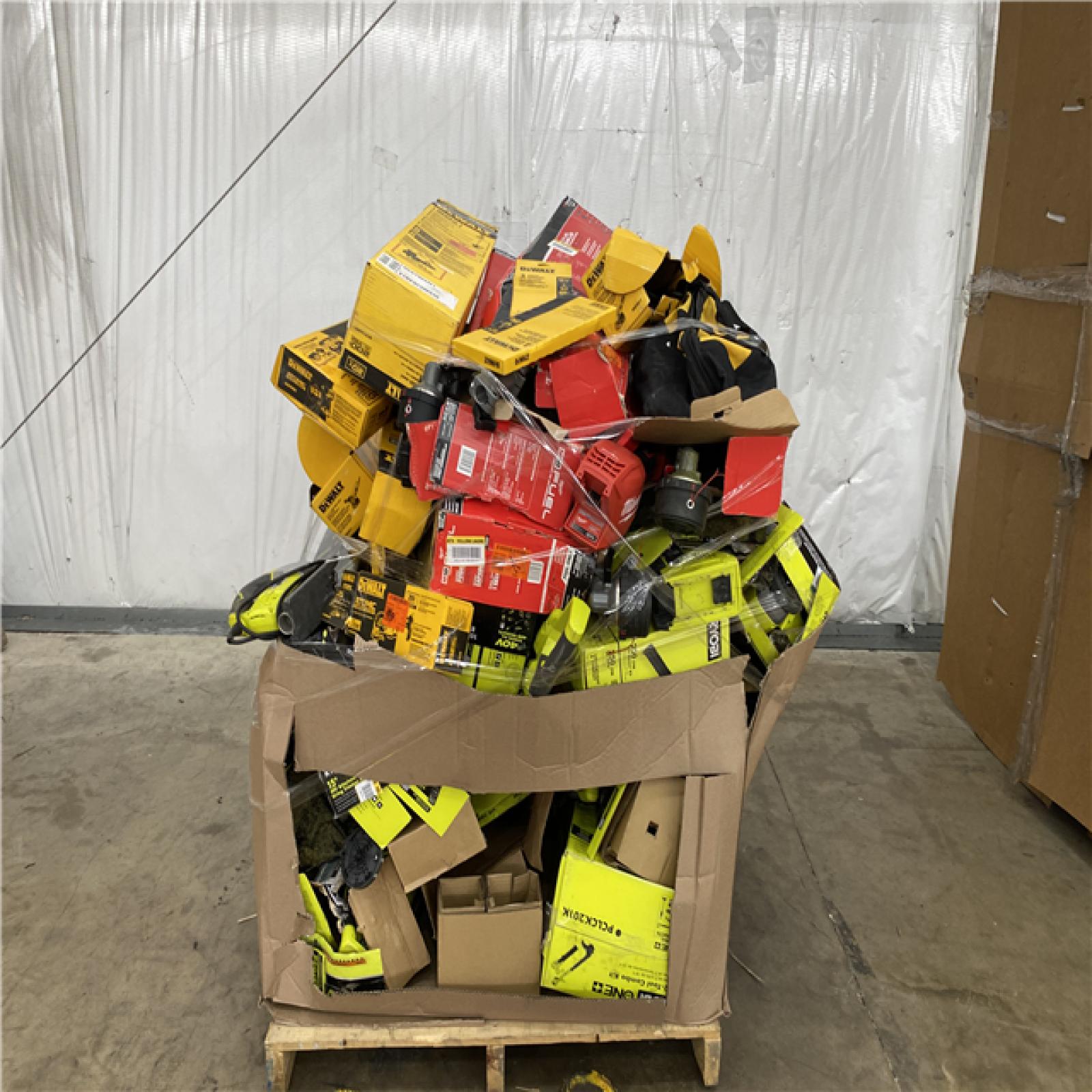 Houston Location AS IS - Tool Pallet