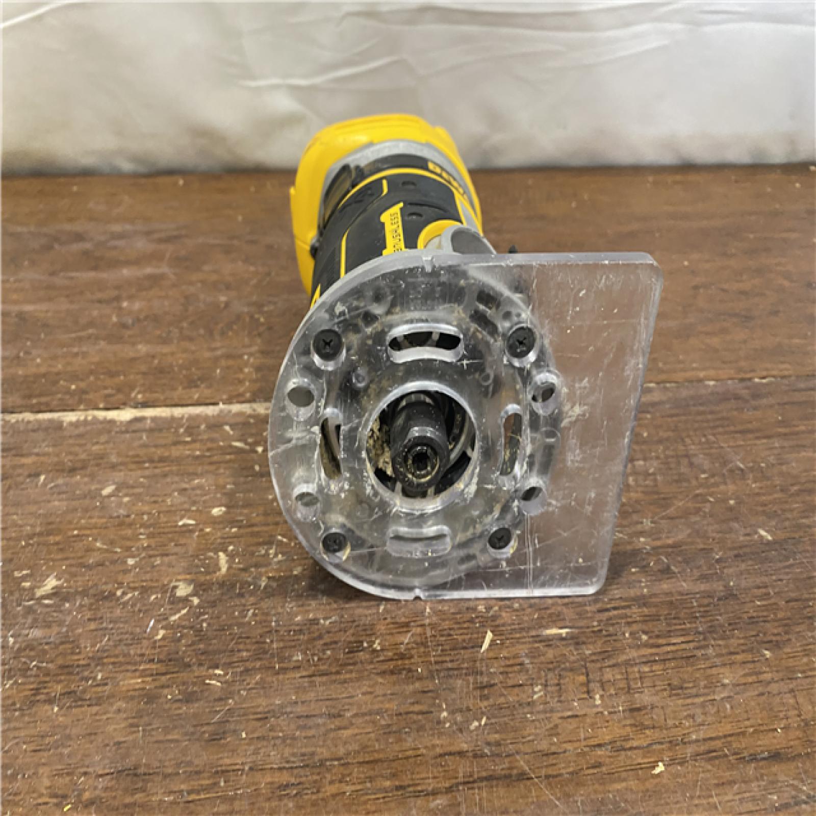 AS-IS Dewalt 20V MAX XR Brushless Cordless Compact Router (Tool Only)