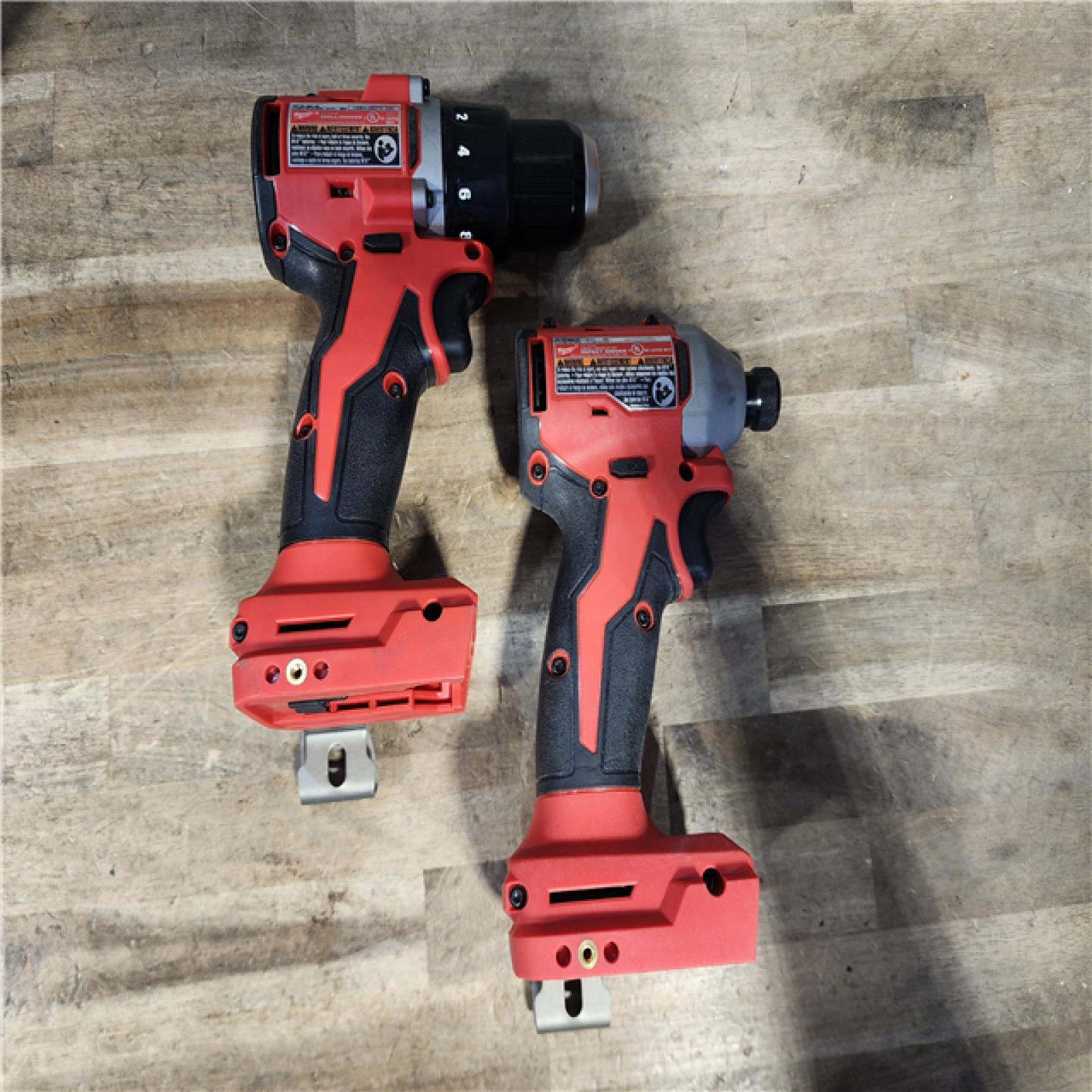 HOUSTON LOCATION - AS-IS Milwaukee 18V Lithium-Ion Brushless Cordless Compact Drill/Impact Combo Kit