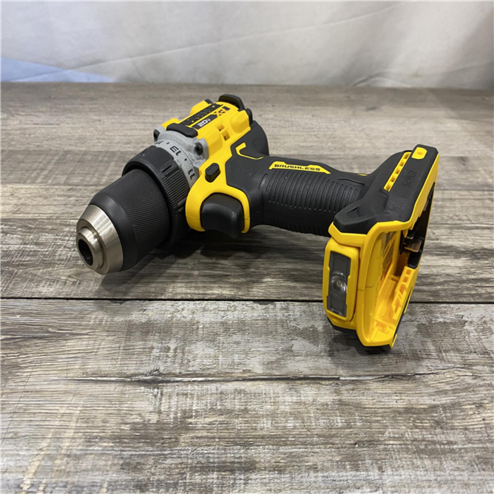 AS-IS DEWALT 20V MAX XR Brushless Cordless 1/2 Drill/Driver Kit