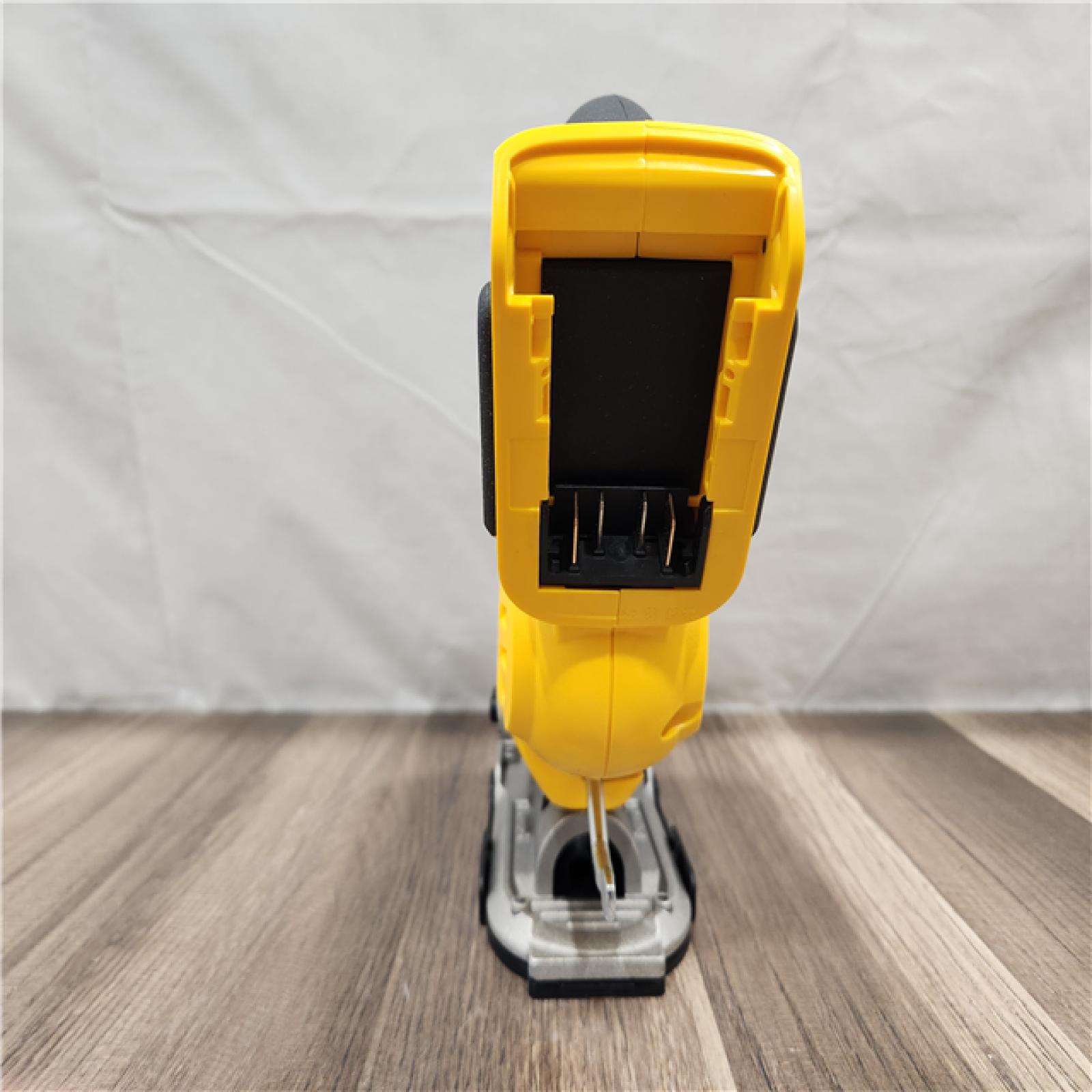 AS-IS- DEWALT 20V MAX Cordless Jig Saw (Tool Only)