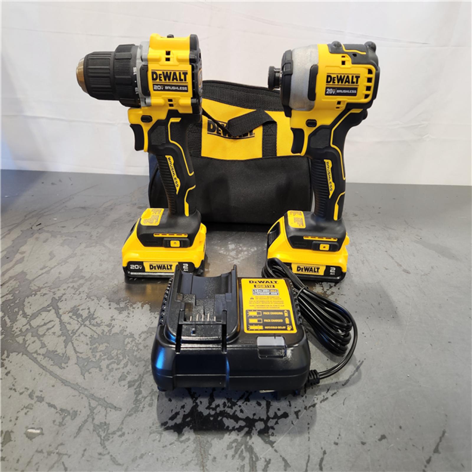 AS-IS- DEWALT ATOMIC 20-Volt MAX Lithium-Ion Cordless Combo Kit