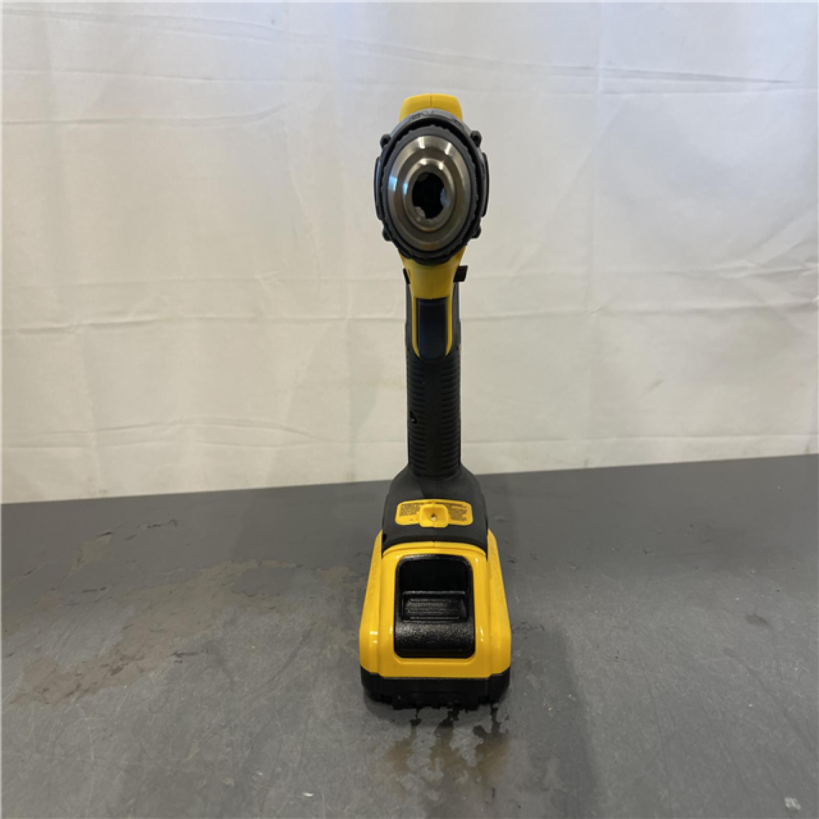 AS-IS - DEWALT ATOMIC 20-Volt Lithium-Ion Cordless 1/2 in. Compact Hammer Drill Kit