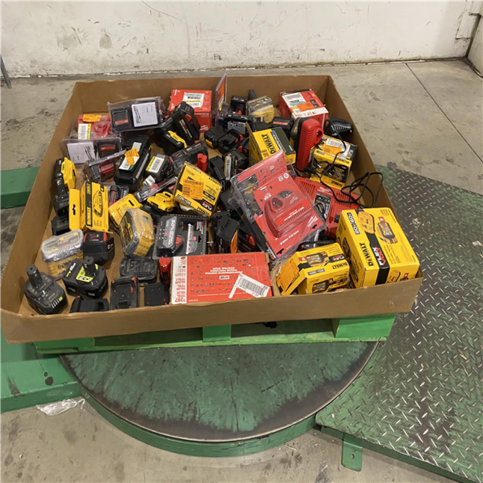 Dallas Location - As-Is Battery Tool Pallet