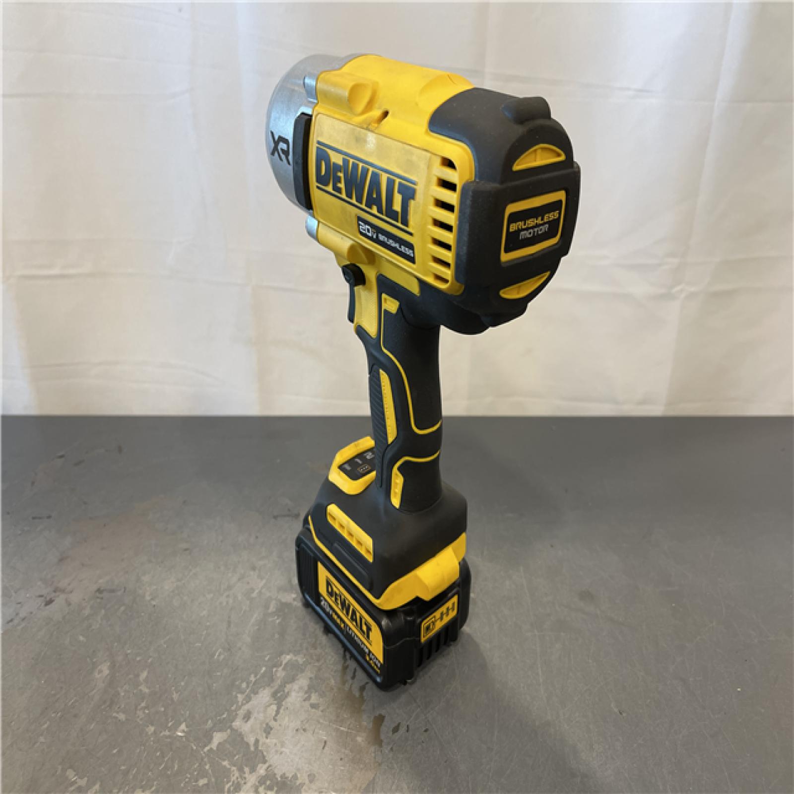 AS-IS - Dewalt 20V MAX Lithium-Ion Cordless 1/2 in. Impact Wrench Kit