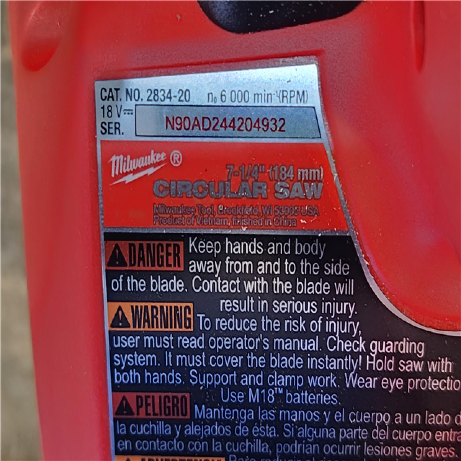 HOUSTON LOCATION - AS-IS Milwaukee M18 FUEL 7-1/4 Inch Circular Saw (Bare Tool)