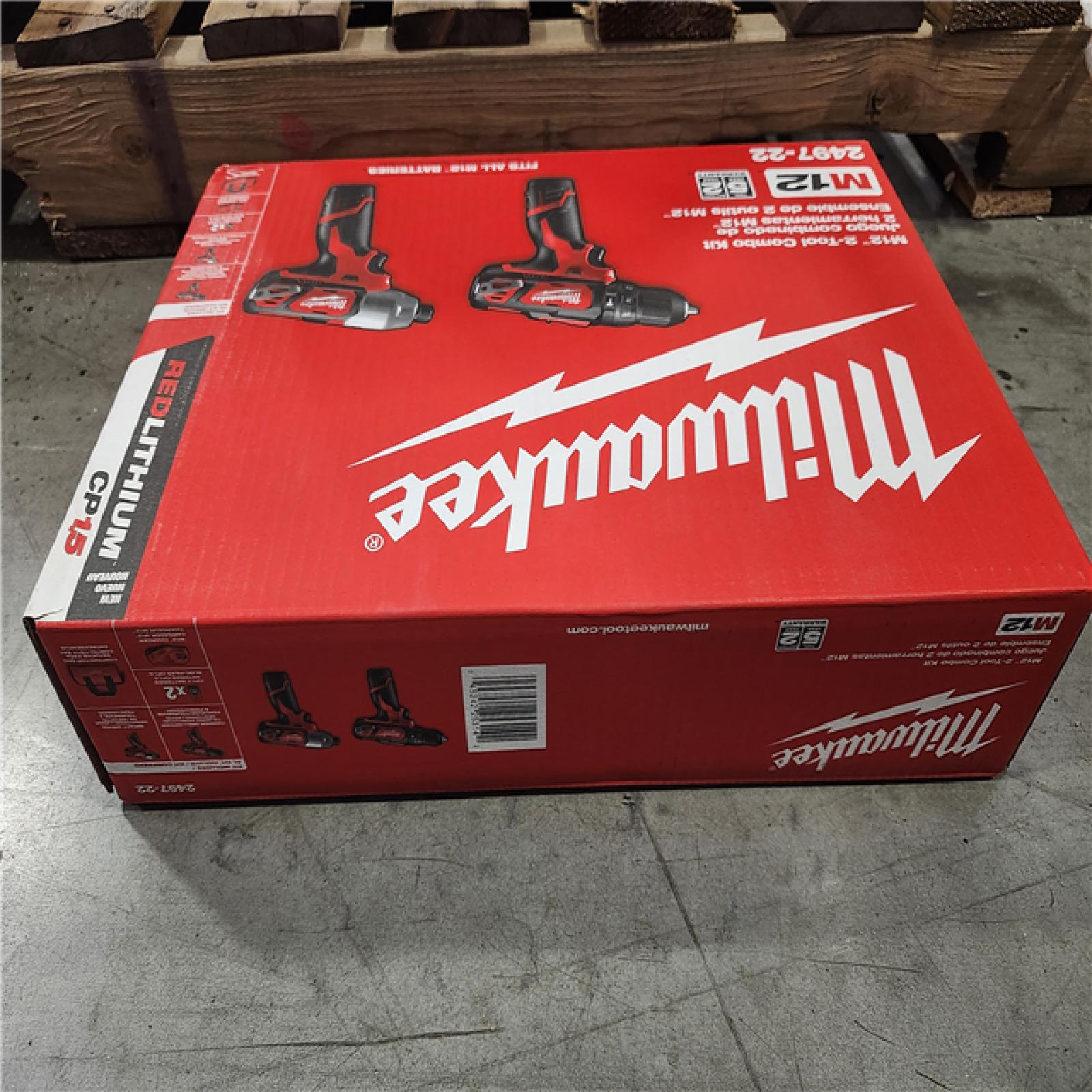 NEW! -  Milwaukee M12 12V Lithium-Ion Cordless Hammer Drill/Impact Driver Combo Kit (2-Tool) with (2) 1.5Ah Batteries  Charger & Bag