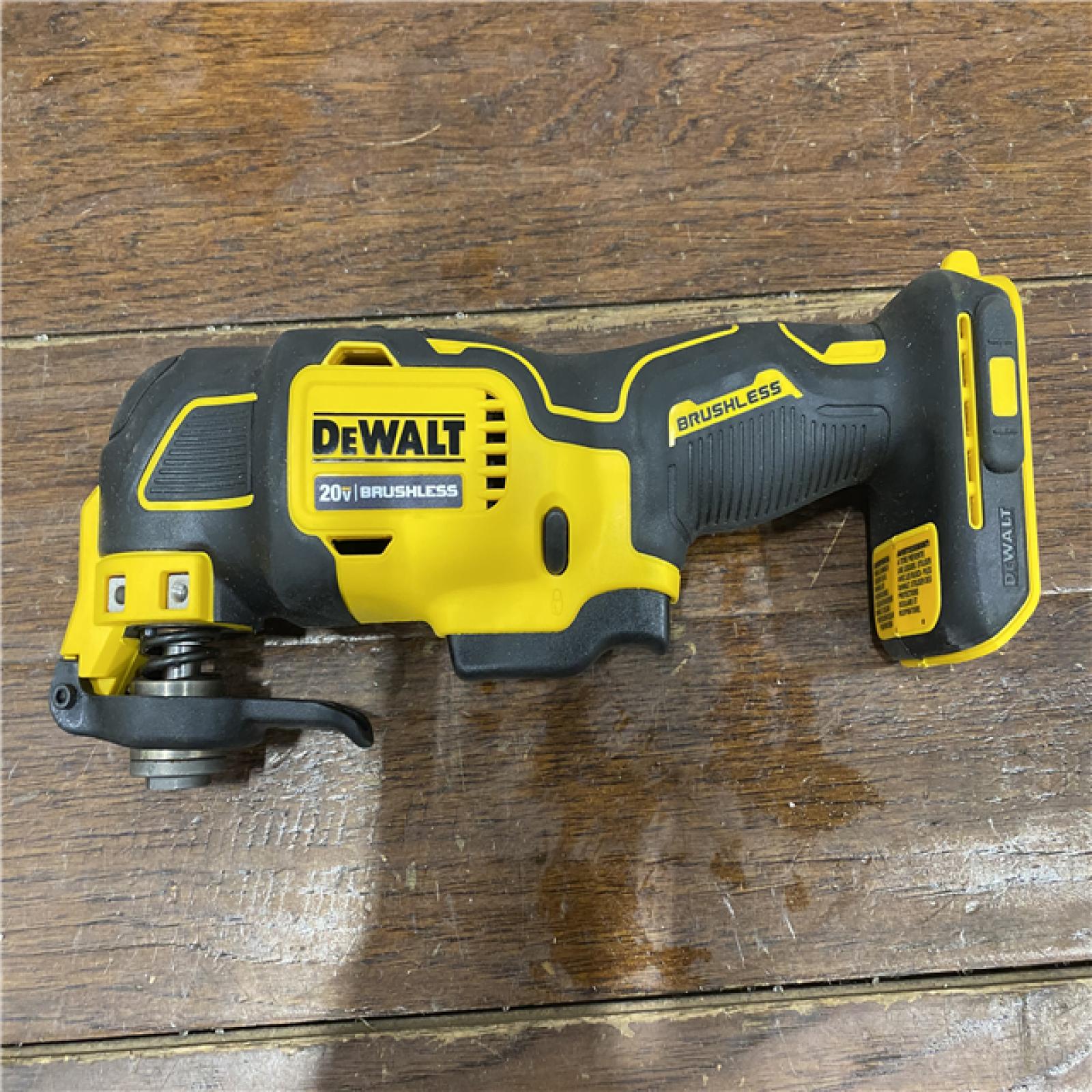 AS-IS ATOMIC 20V MAX Cordless Brushless Oscillating Multi Tool (Tool Only)