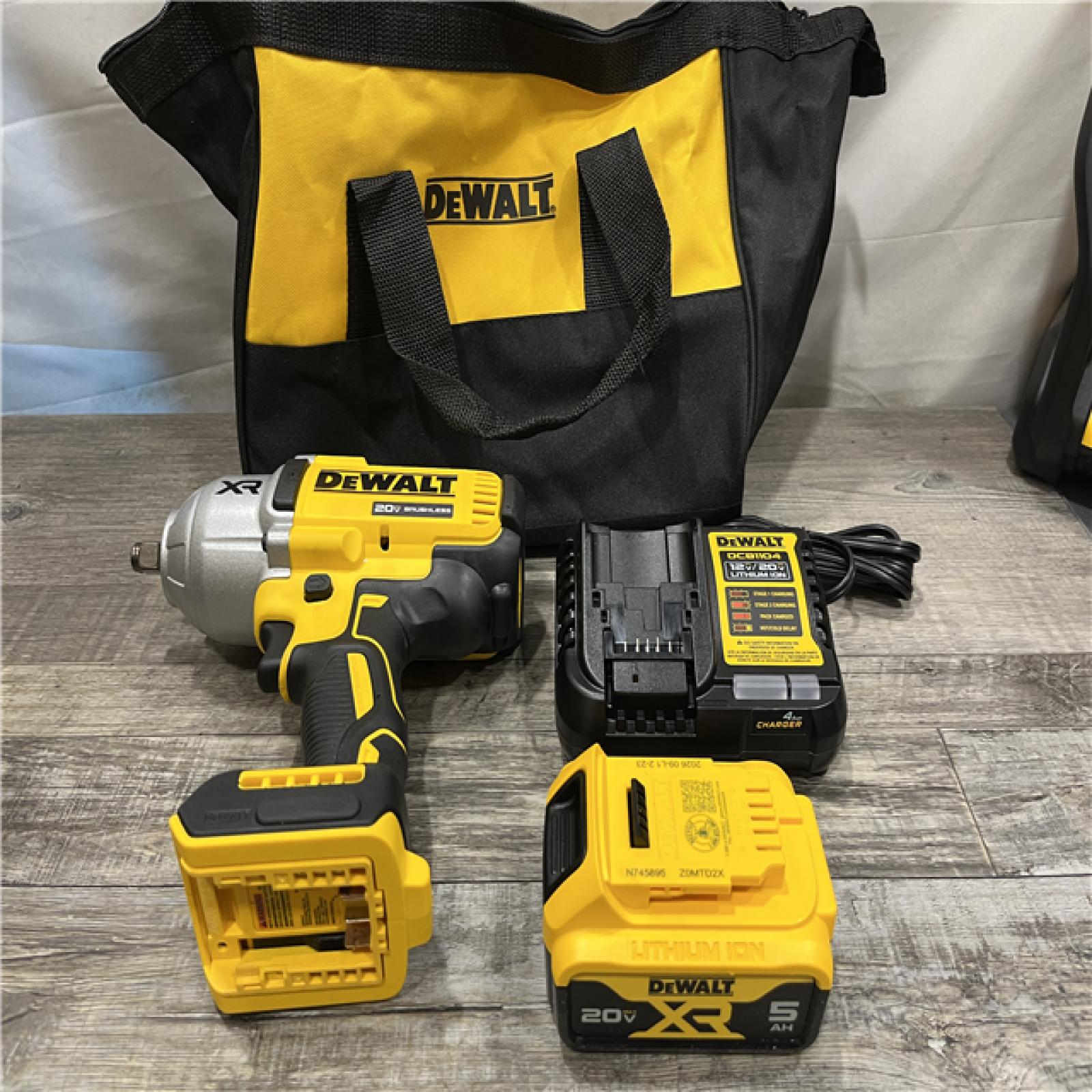 AS-IS DEWALT 20V MAX Lithium-Ion Cordless 1/2 in. Impact Wrench Kit