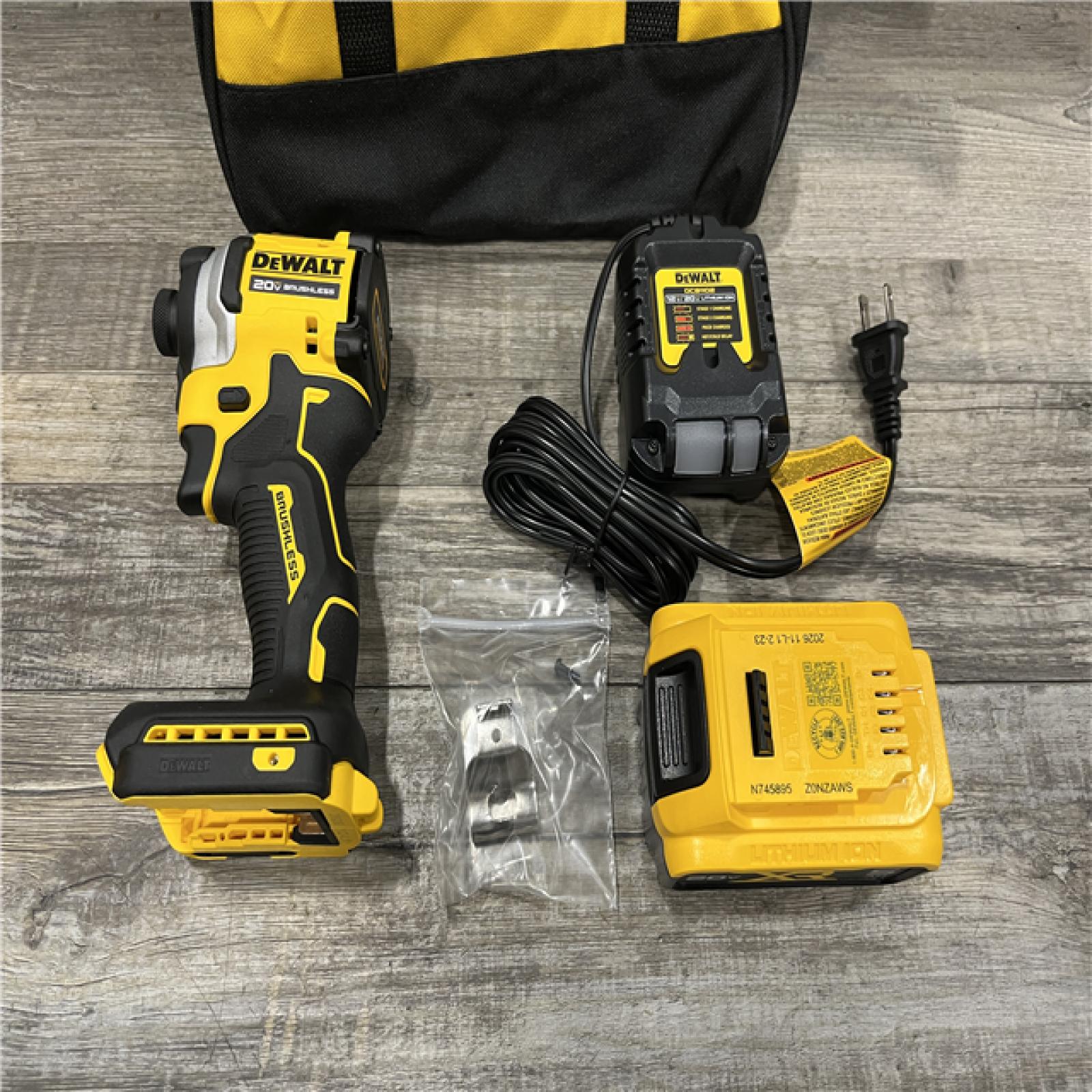 AS-IS DEWALT ATOMIC 20V MAX Lithium-Ion Cordless 1/4 in. Brushless Impact Driver Kit