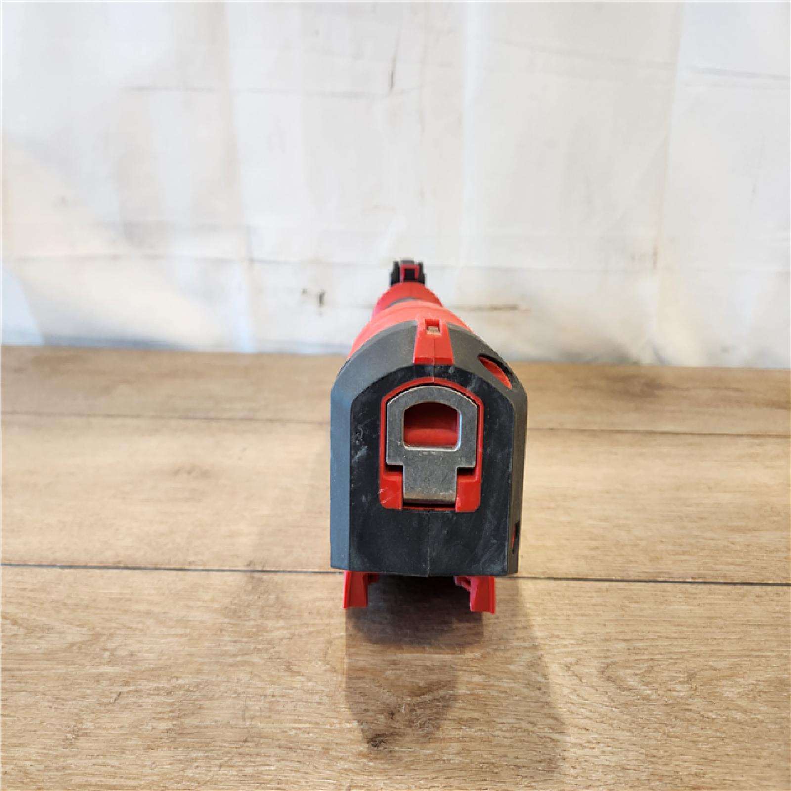 AS-IS- MILWAUKEE M18 Short Throw Press Tool Kit with PEX Crimp Jaws