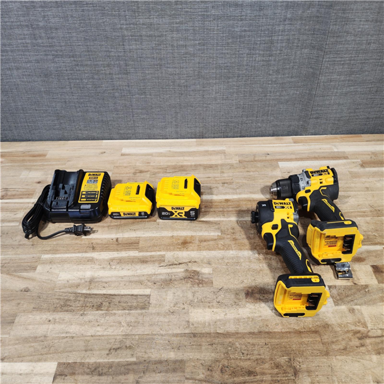 HOUSTON LOCATION - AS-IS DEWALT 2 TOOL COMBO KIT W/ (2) BATTERY & CHARGER