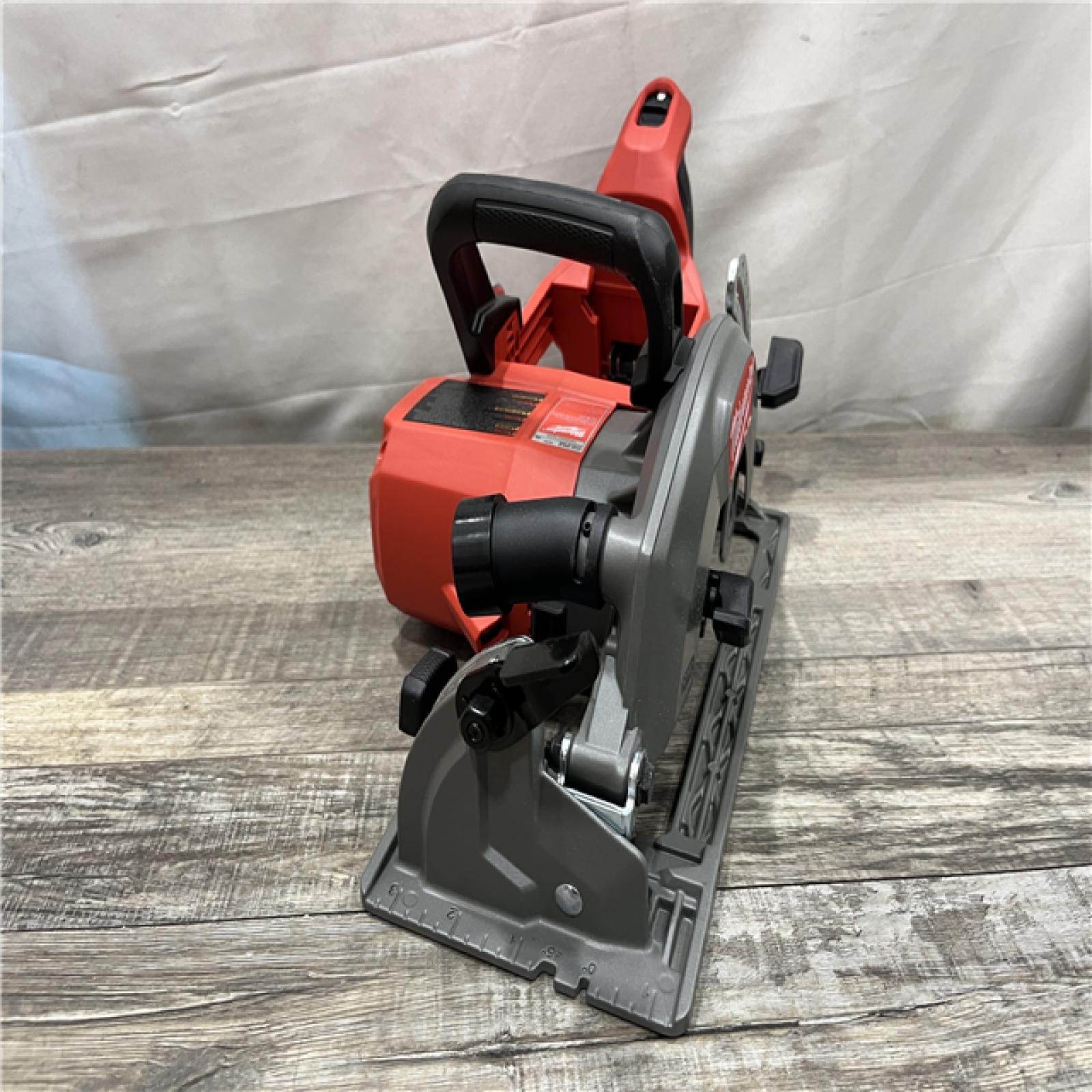 AS-IS Milwaukee FUEL 18V Lithium-Ion Cordless 7-1/4 in. Rear Handle Circular Saw (Tool-Only)