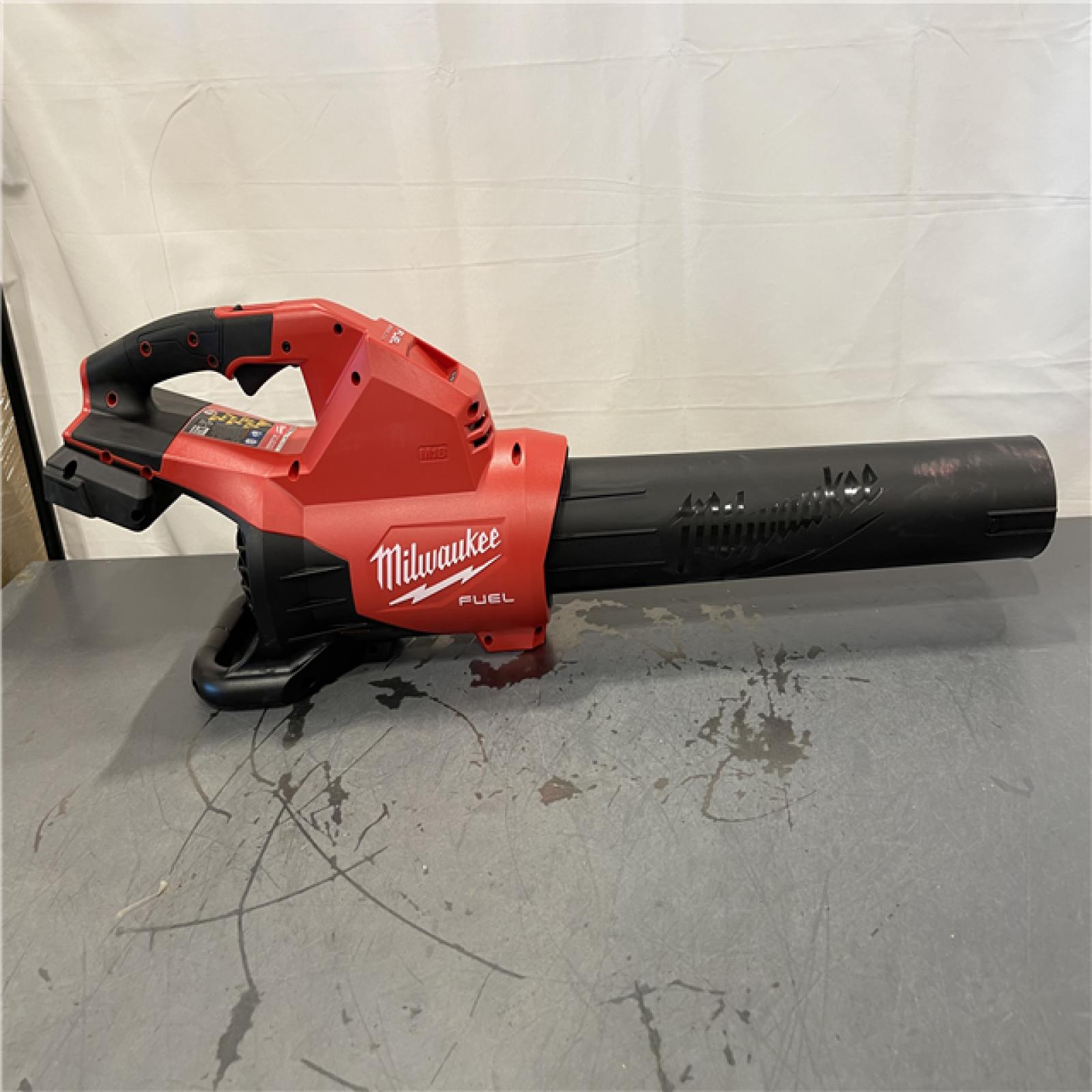 AS-IS -  Milwaukee M18 FUEL Dual Battery 145 MPH 600 CFM 18V Lithium-Ion Brushless Cordless Handheld Blower (Tool-Only)
