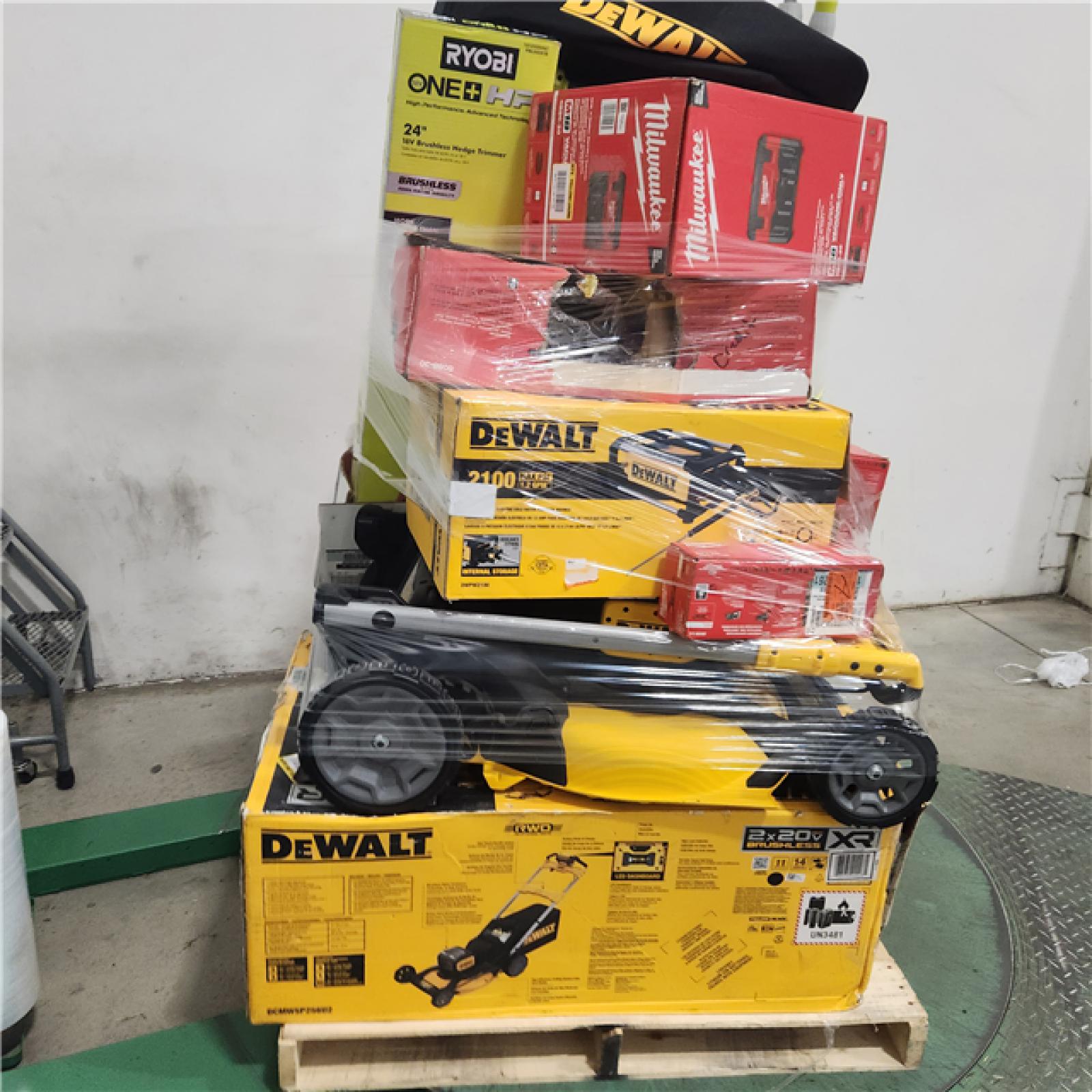 Dallas Location - As-Is Tool Pallet