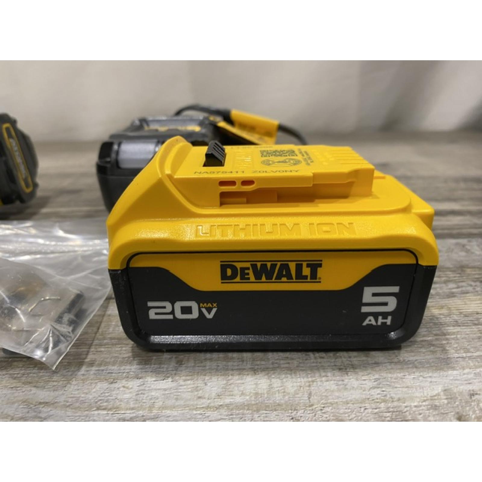AS-IS DEWALT ATOMIC 20V Lithium-Ion Cordless 1/2 in. Hammer Drill Kit