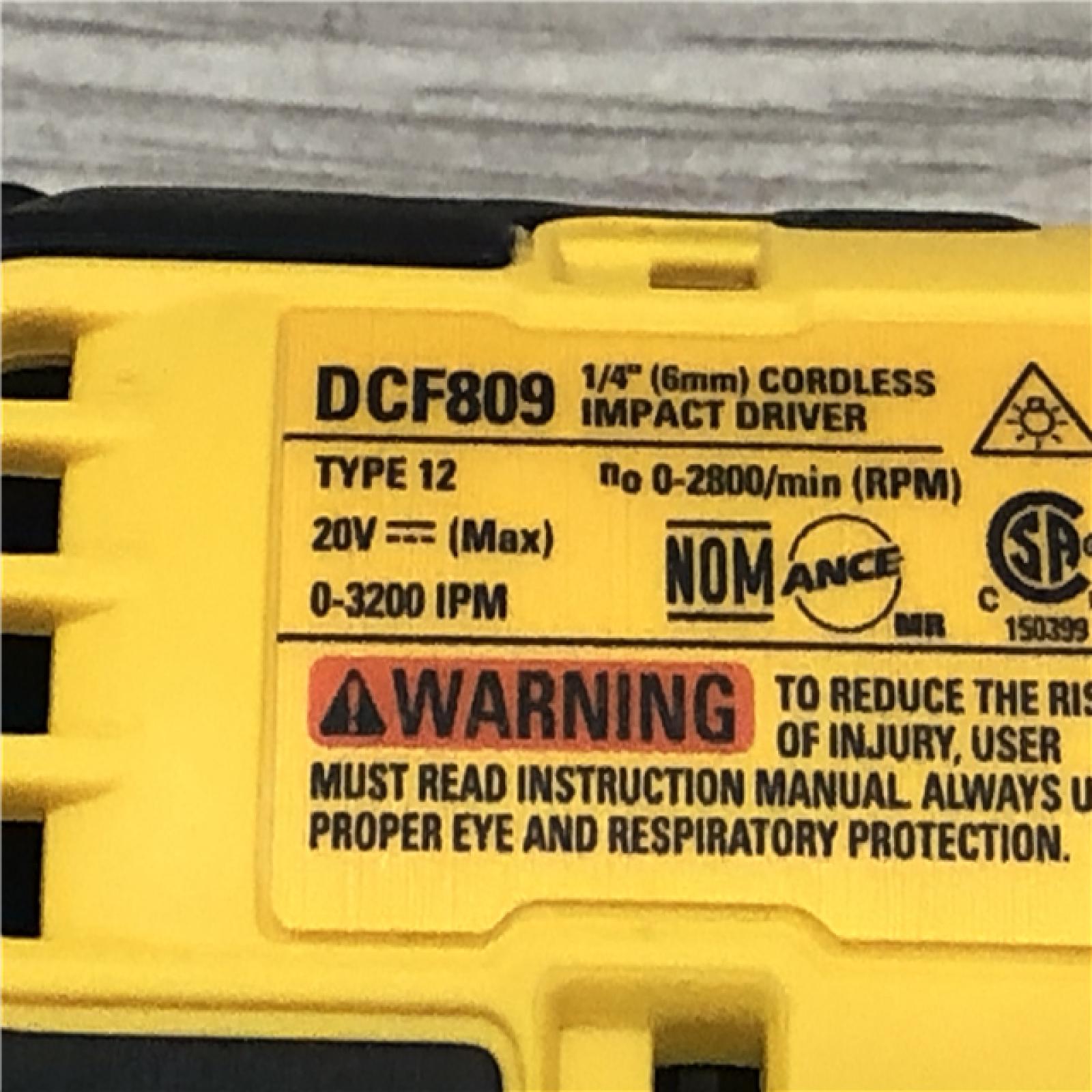 AS-IS DeWALT ATOMIC 20V MAX Cordless Compact Impact Driver Kit