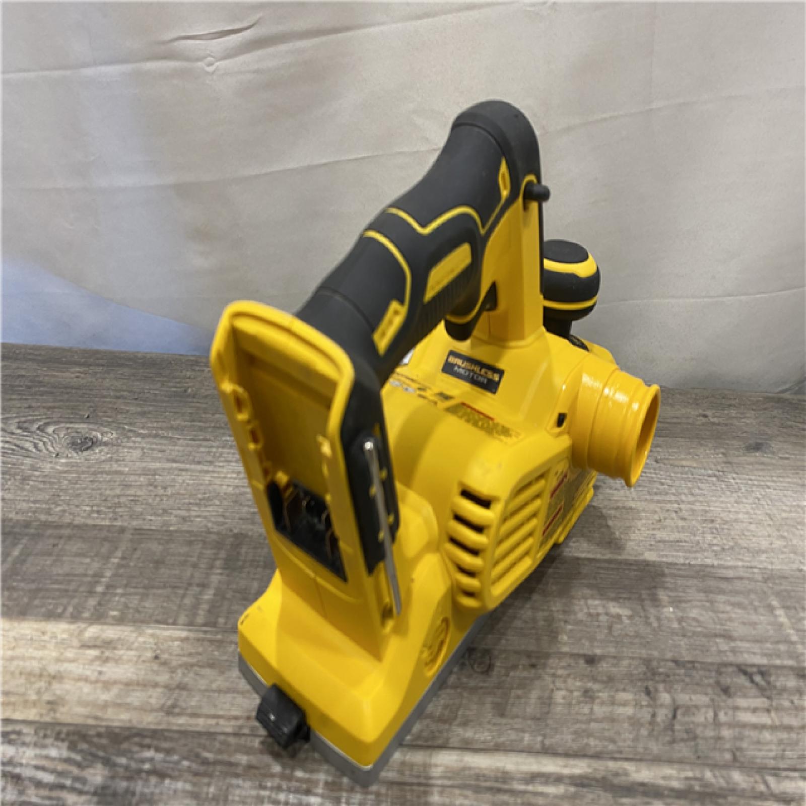 AS-IS DEWALT 20V MAX XR Cordless Brushless 3-1/4 in. Planer (Tool Only)