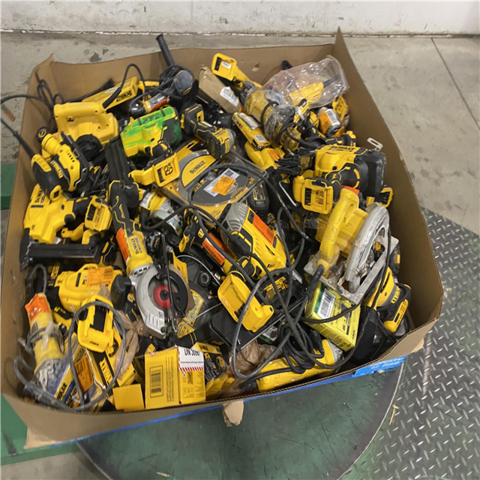 Dallas Location - As-Is DEWALT Tool Pallet
