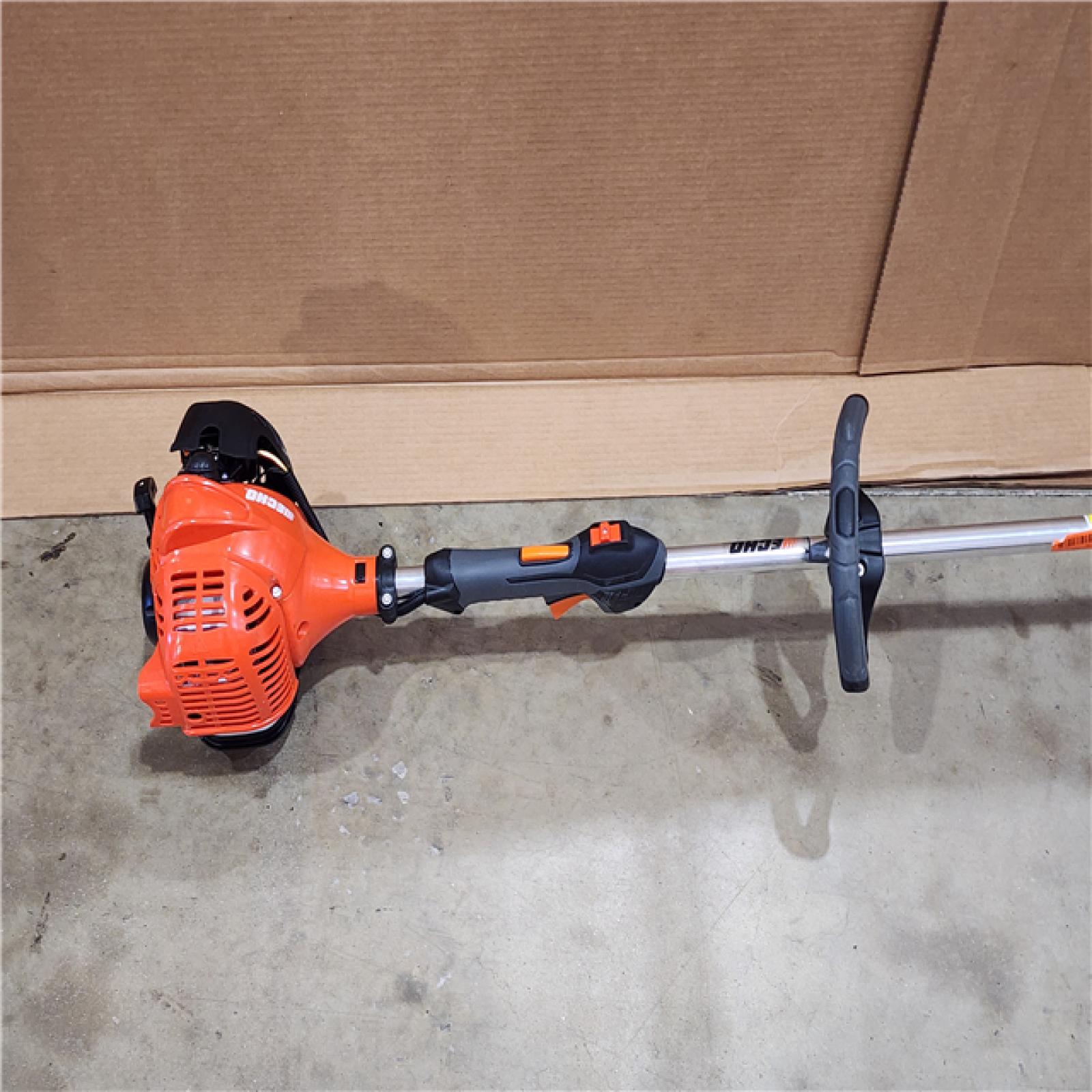 HOUSTON LOCATION - AS-IS ECHO 21.2 Cc Gas 2-Stroke Straight Shaft String Trimmer