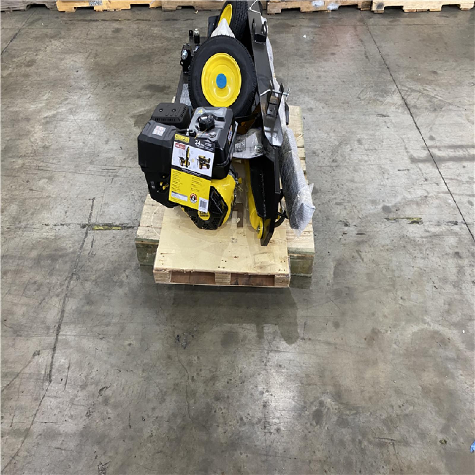 Houston Location AS IS - Champion 24 Ton Log Splitter