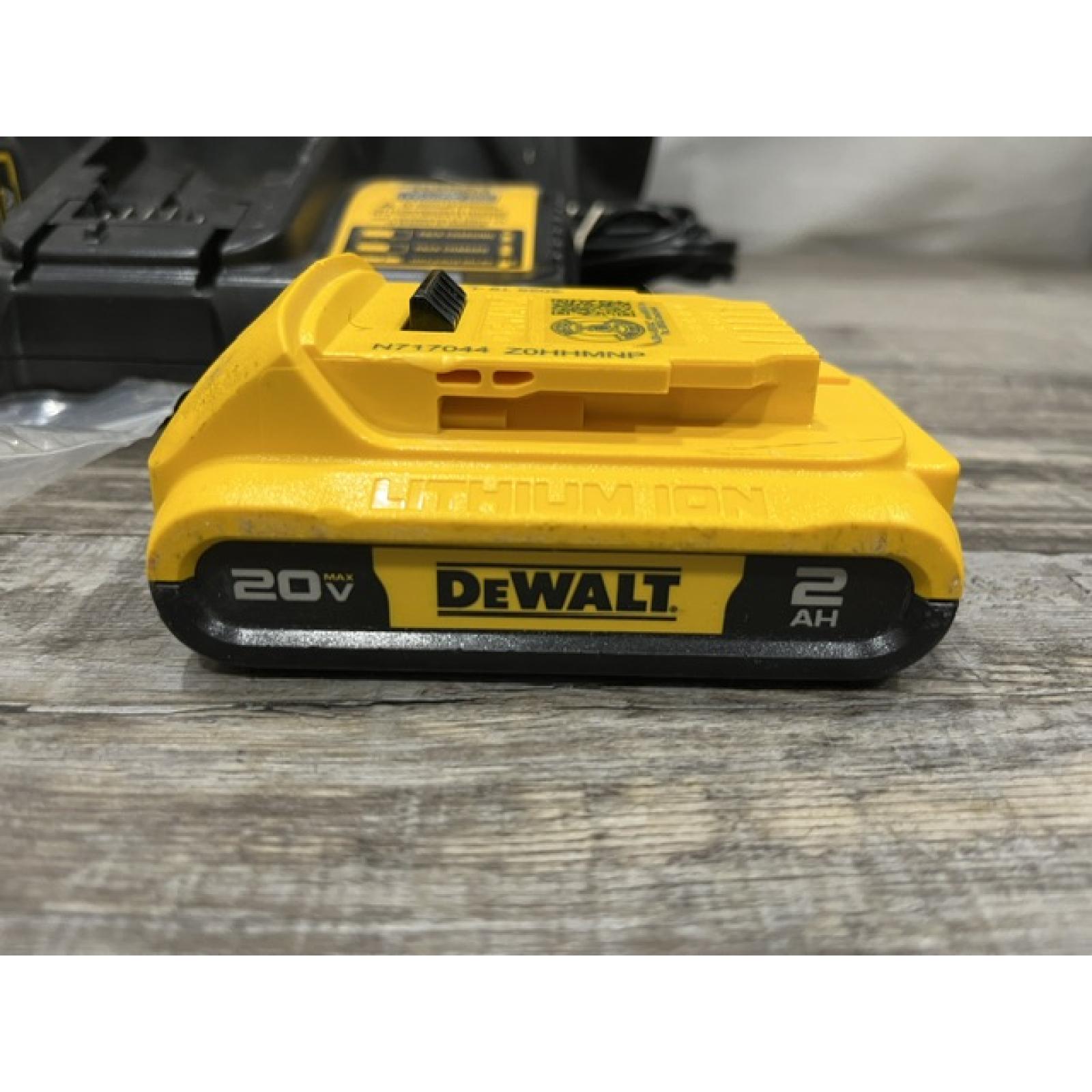 AS-IS DEWALT Atomic 20V Max Lithium-Ion Brushless Cordless Compact 1/4 in. Impact Driver Kit