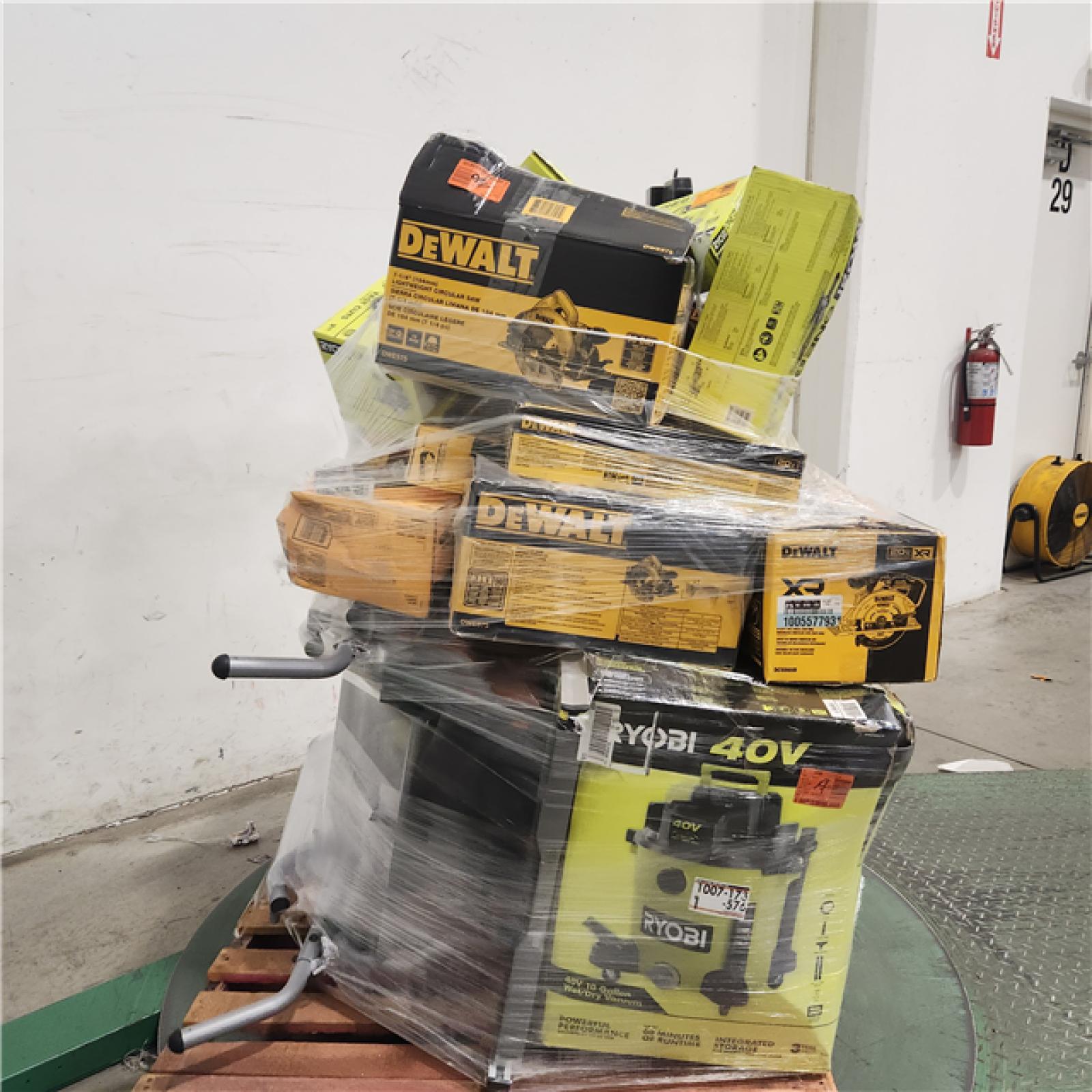 Dallas Location - As-Is Tool Pallet