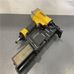 AS-IS - DeWalt 16 Gauge 1 Crown 2 Lathing Stapler