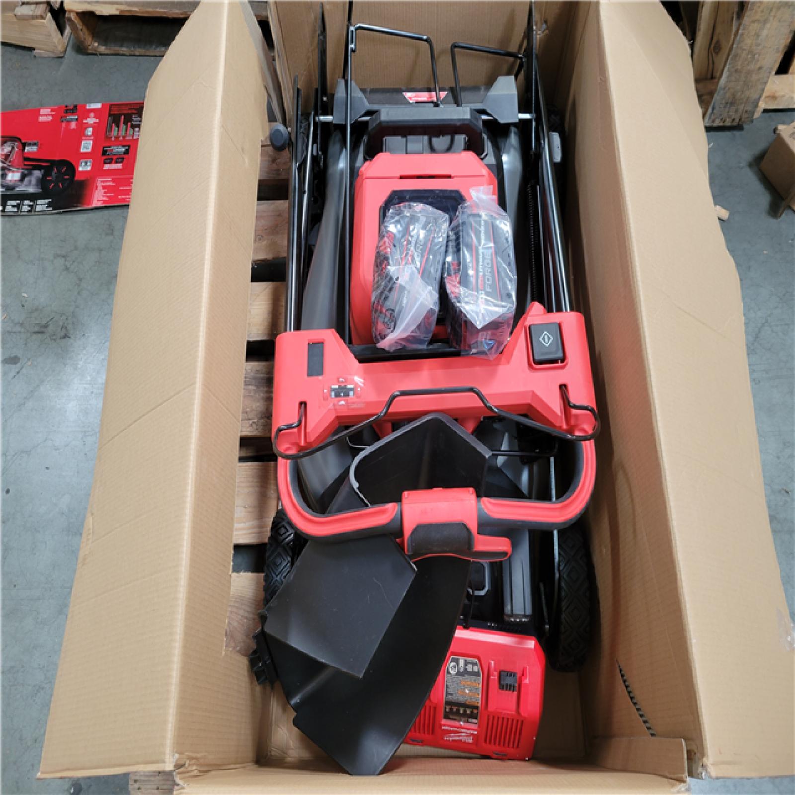 CALIFORNIA AS-IS MILWAUKEE 21 SELF-PROPELLED DUAL BATTERY MOWER KIT