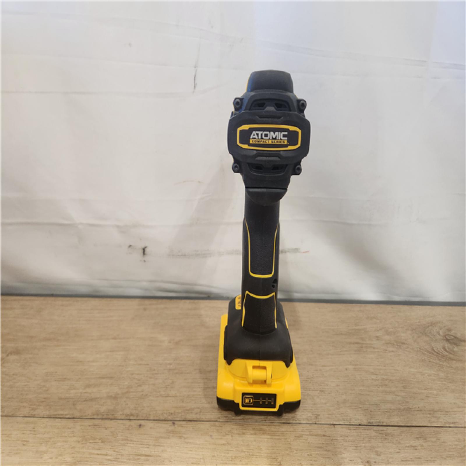 AS-IS- DEWALT  20V  Cordless.5 in Drill Driver  2 Ah